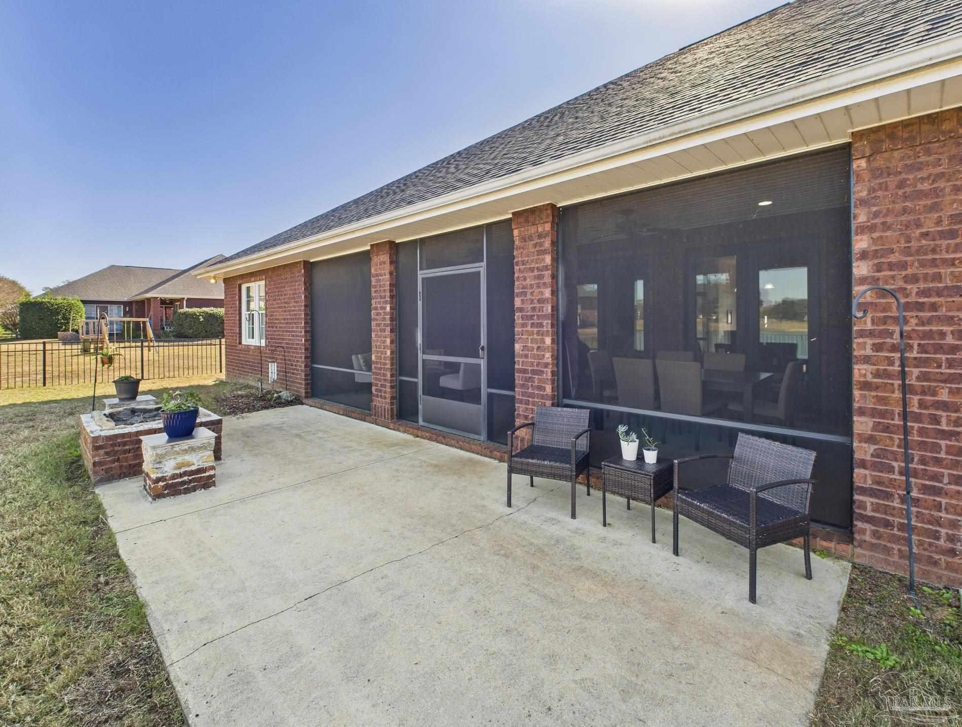 3232 Southfork Dr