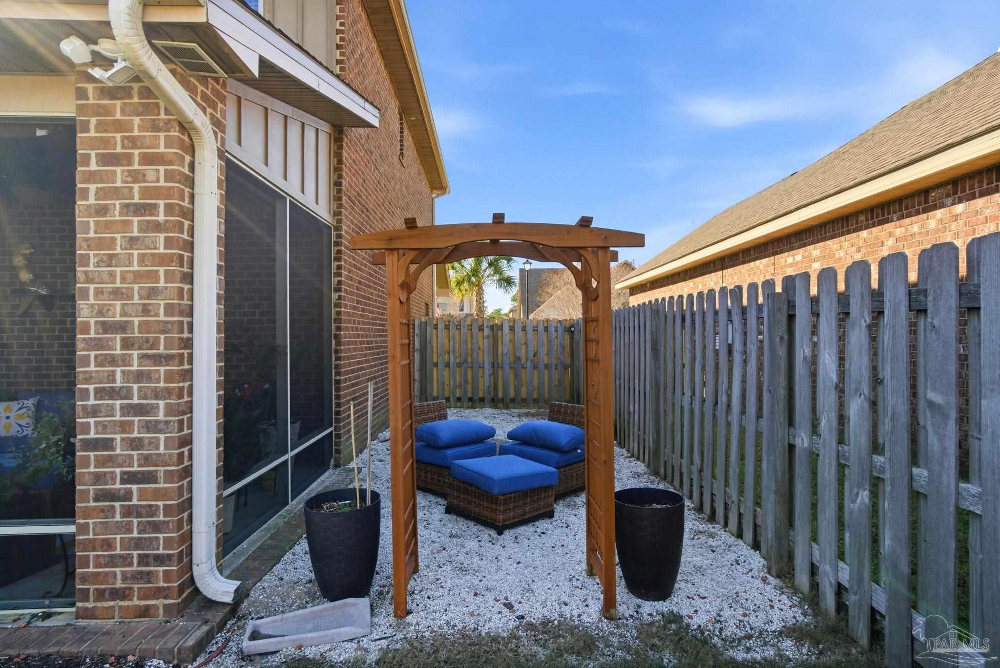 1758 Waterford Sound Blvd