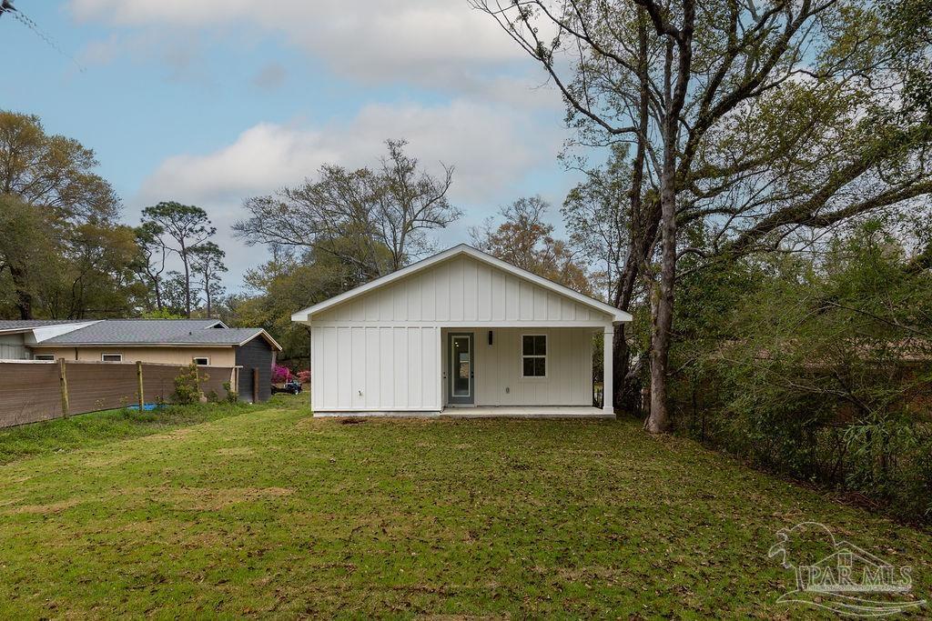 1321 John Carroll Dr