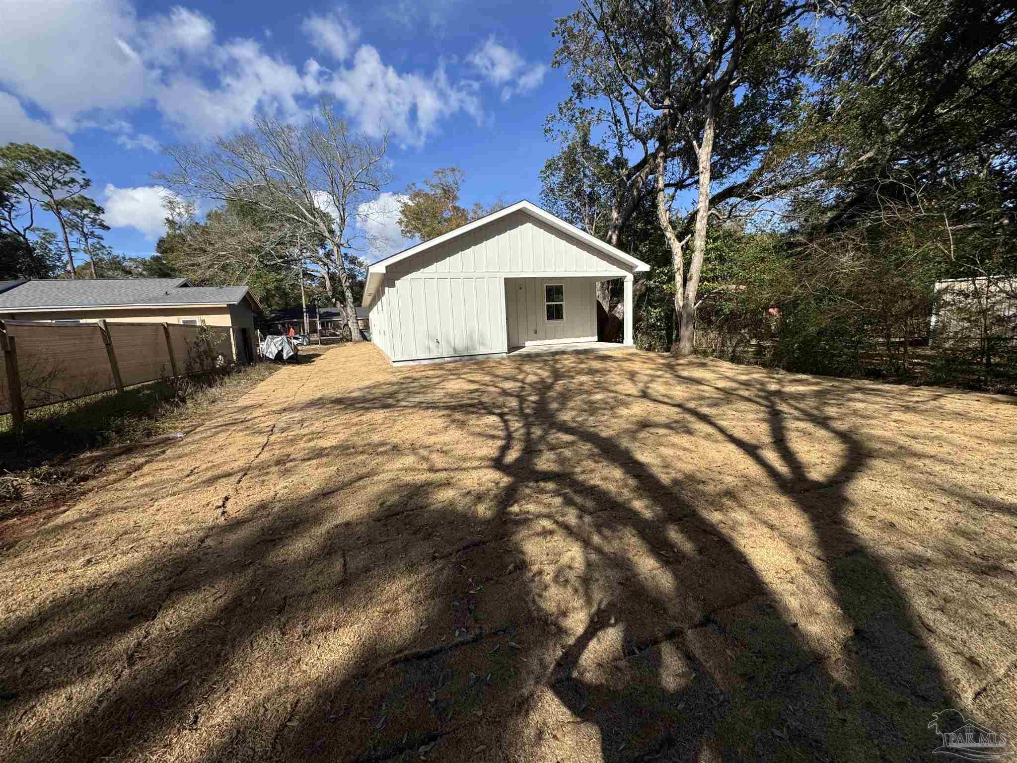 1321 John Carroll Dr