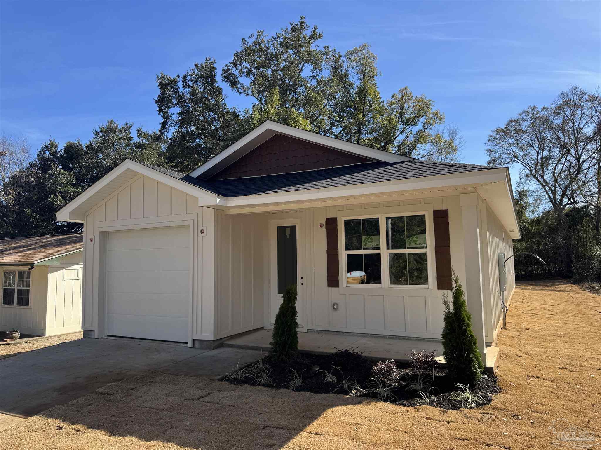 1321 John Carroll Dr