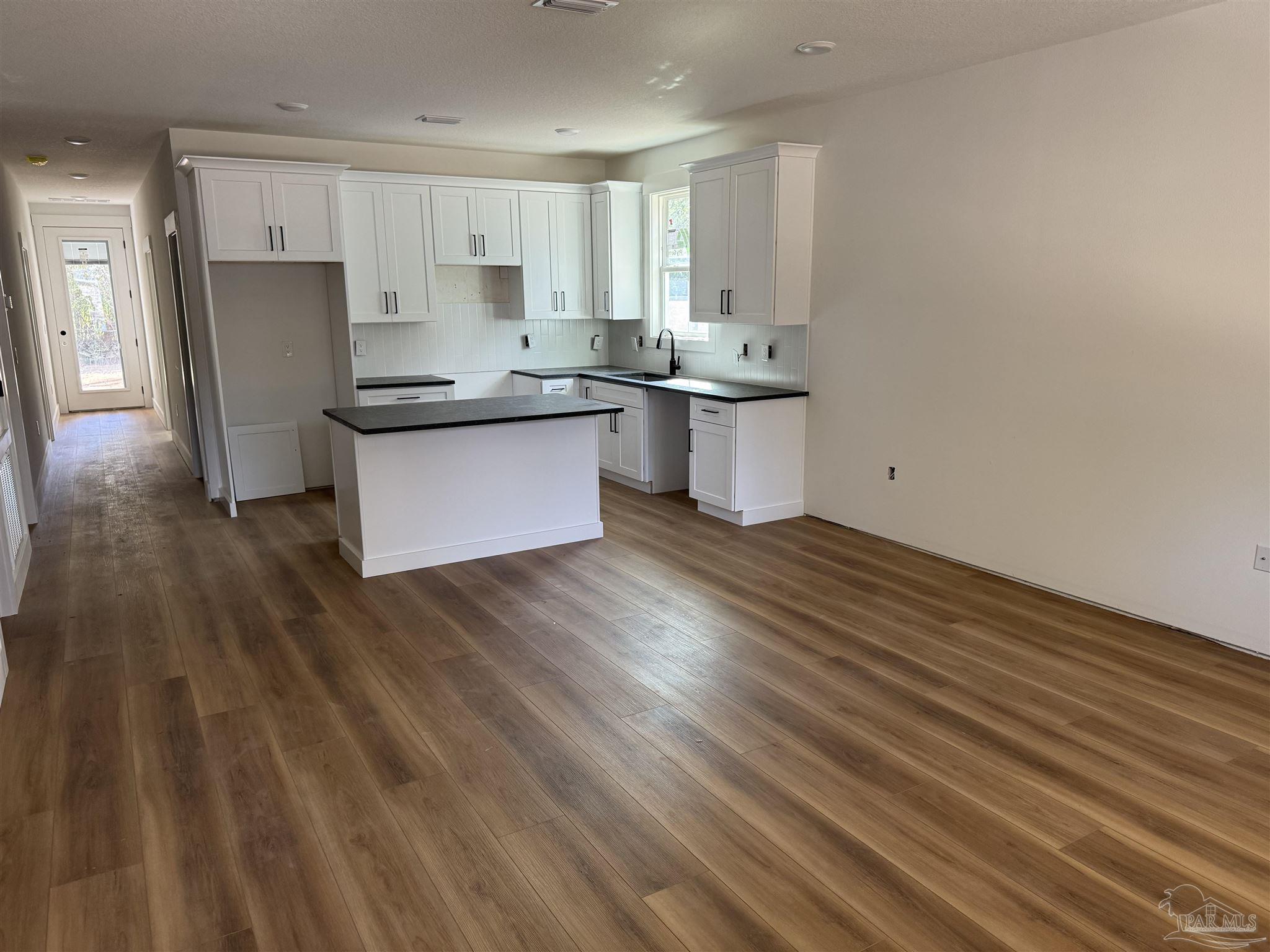 1321 John Carroll Dr