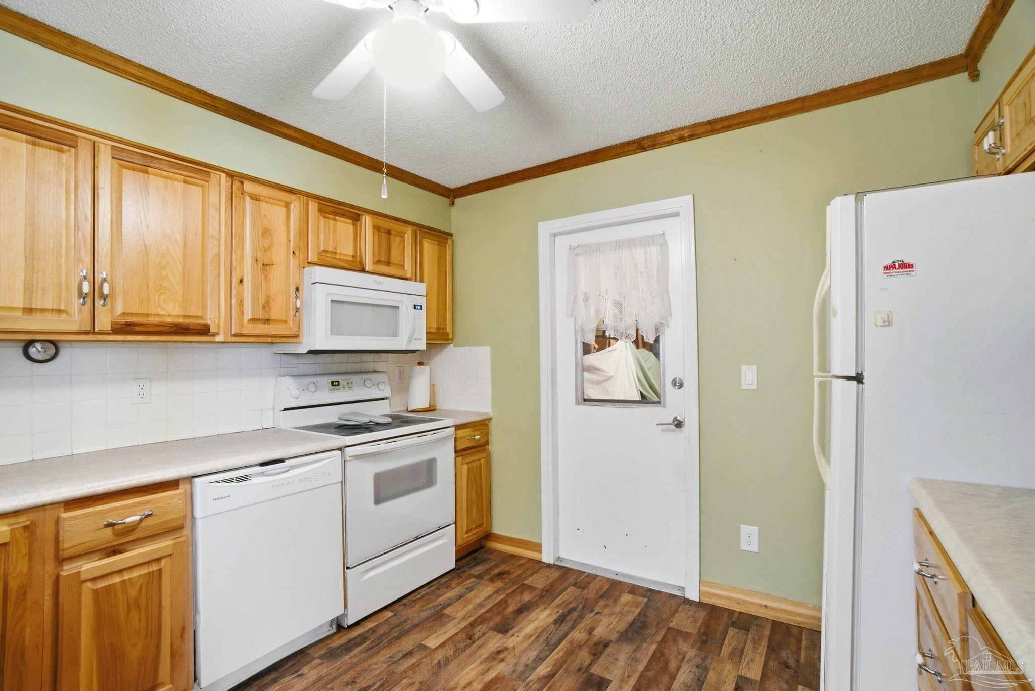 6301 Langley Place Rd