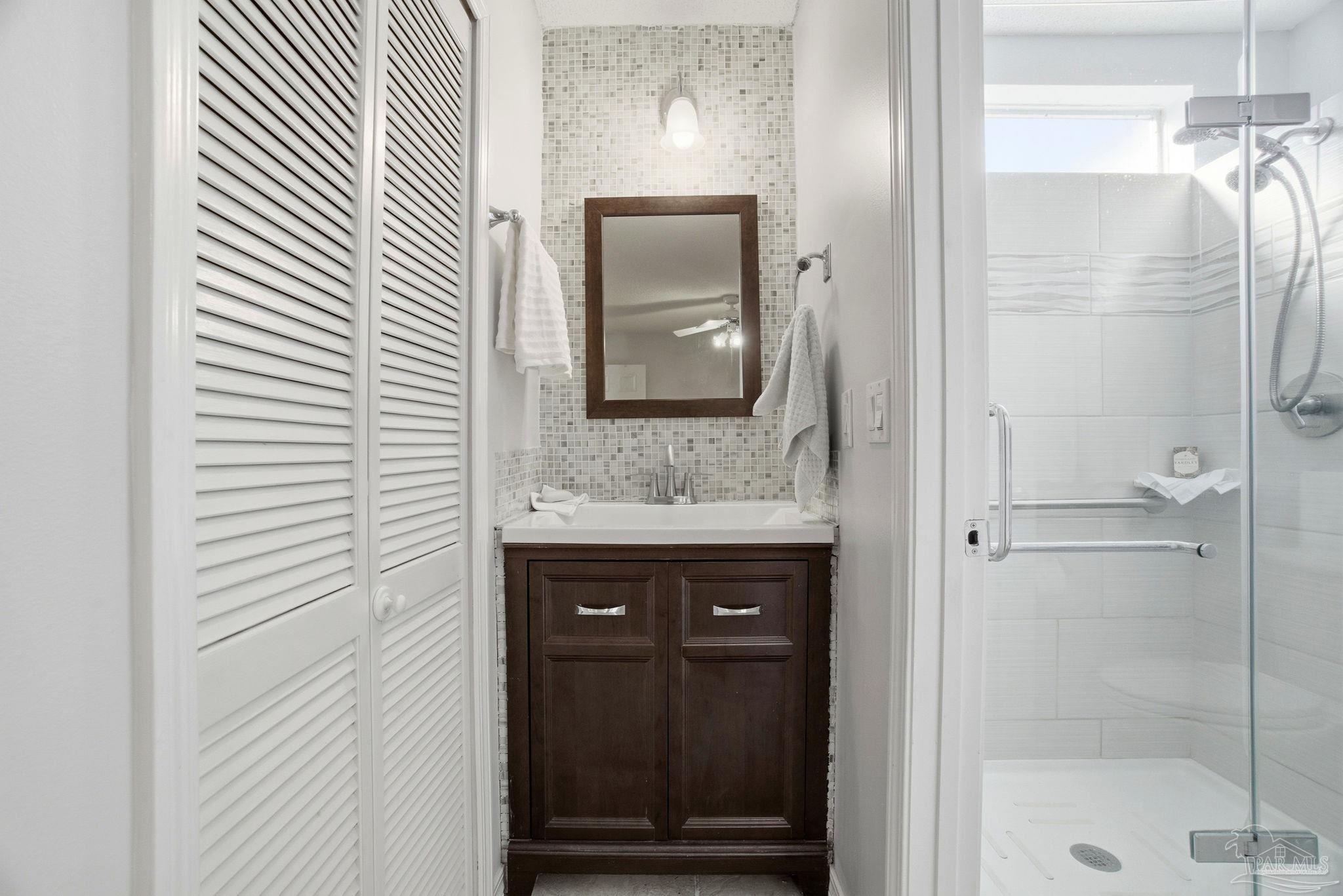 6301 Langley Place Rd