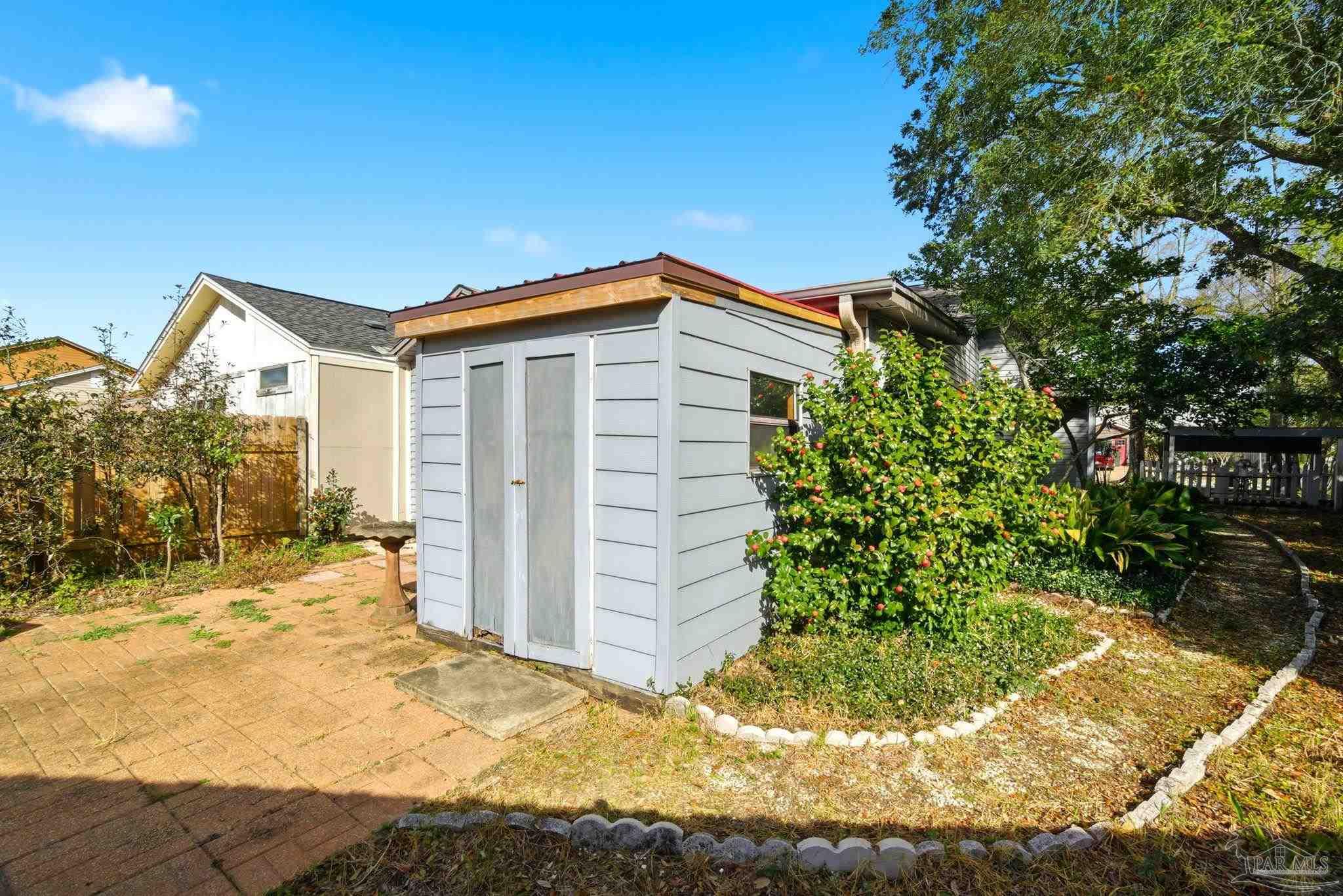 6301 Langley Place Rd