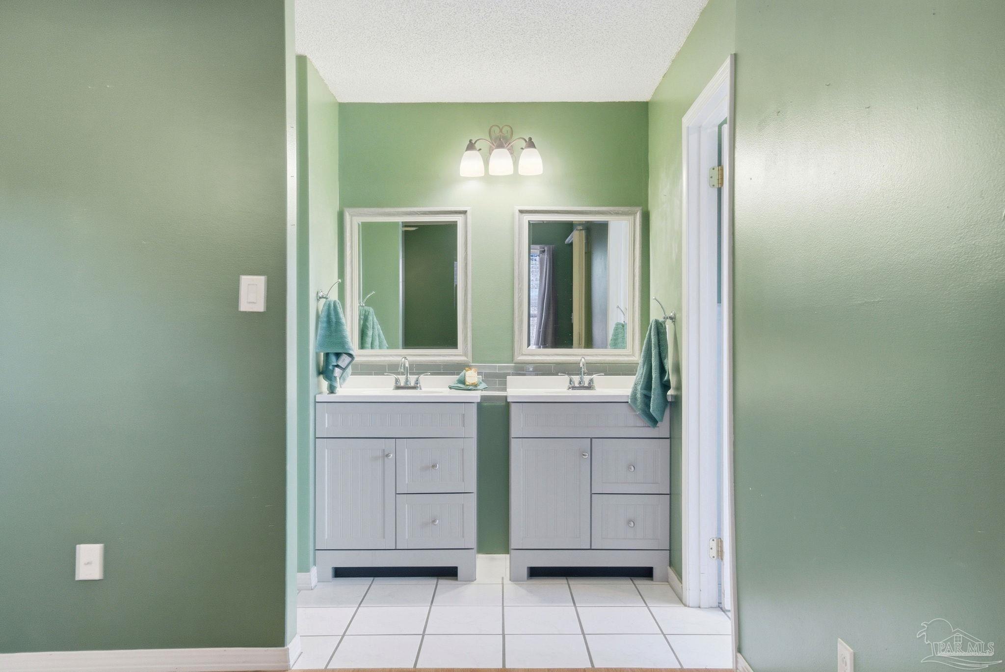 6301 Langley Place Rd