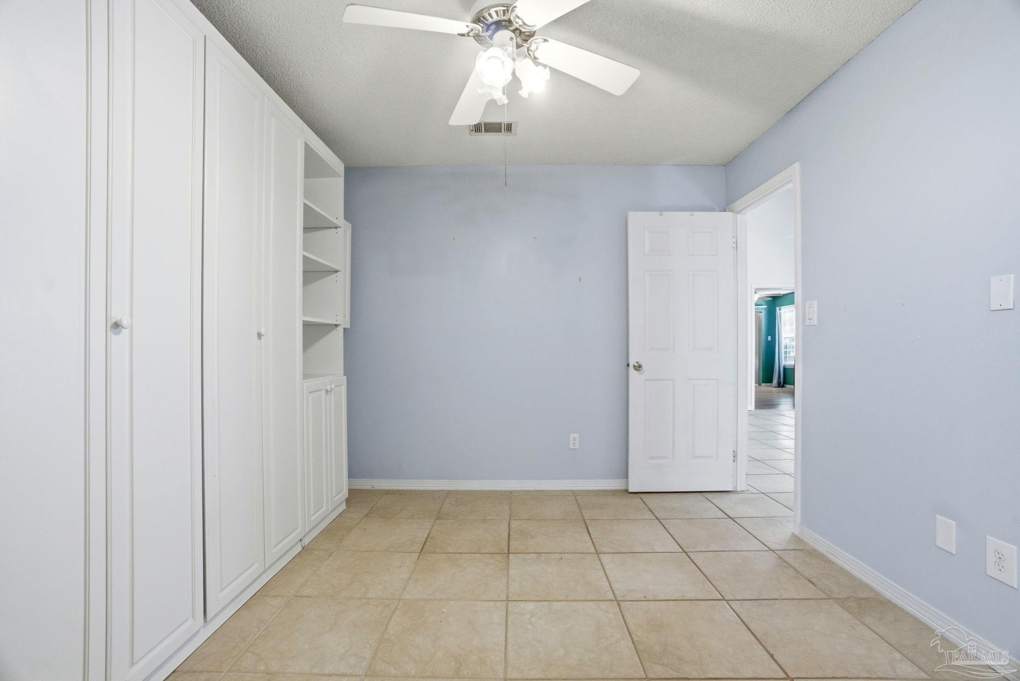 6301 Langley Place Rd