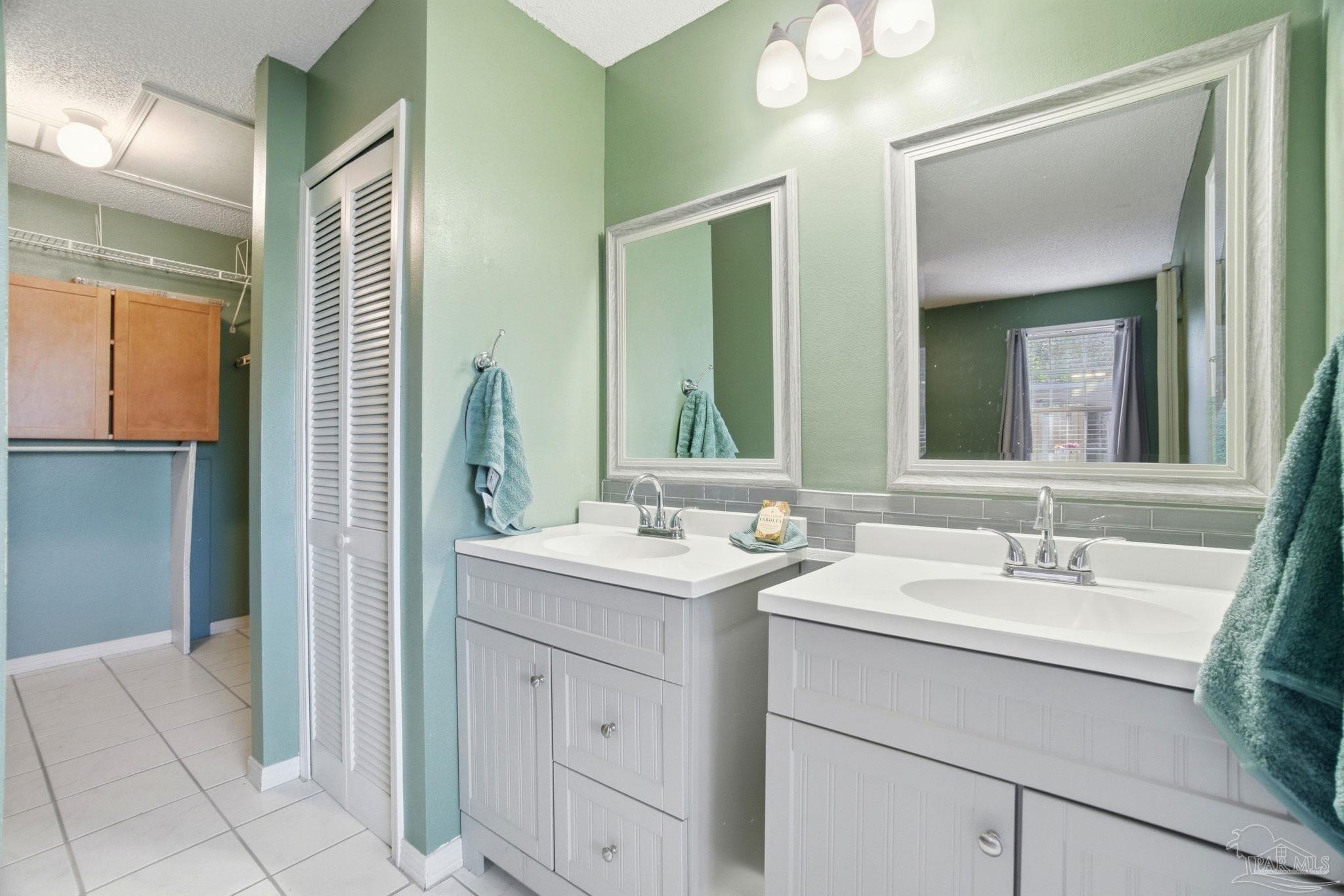 6301 Langley Place Rd