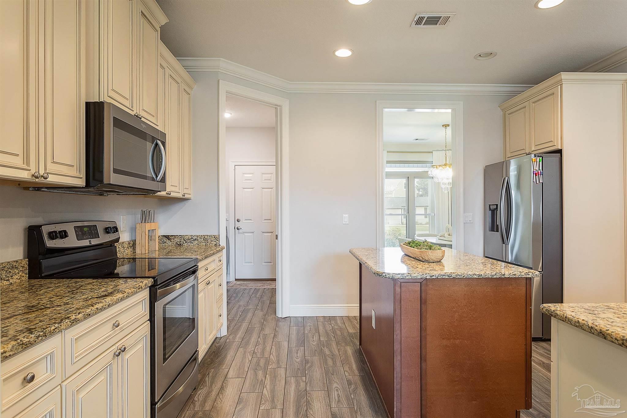 1018 Villa Venyce Ct