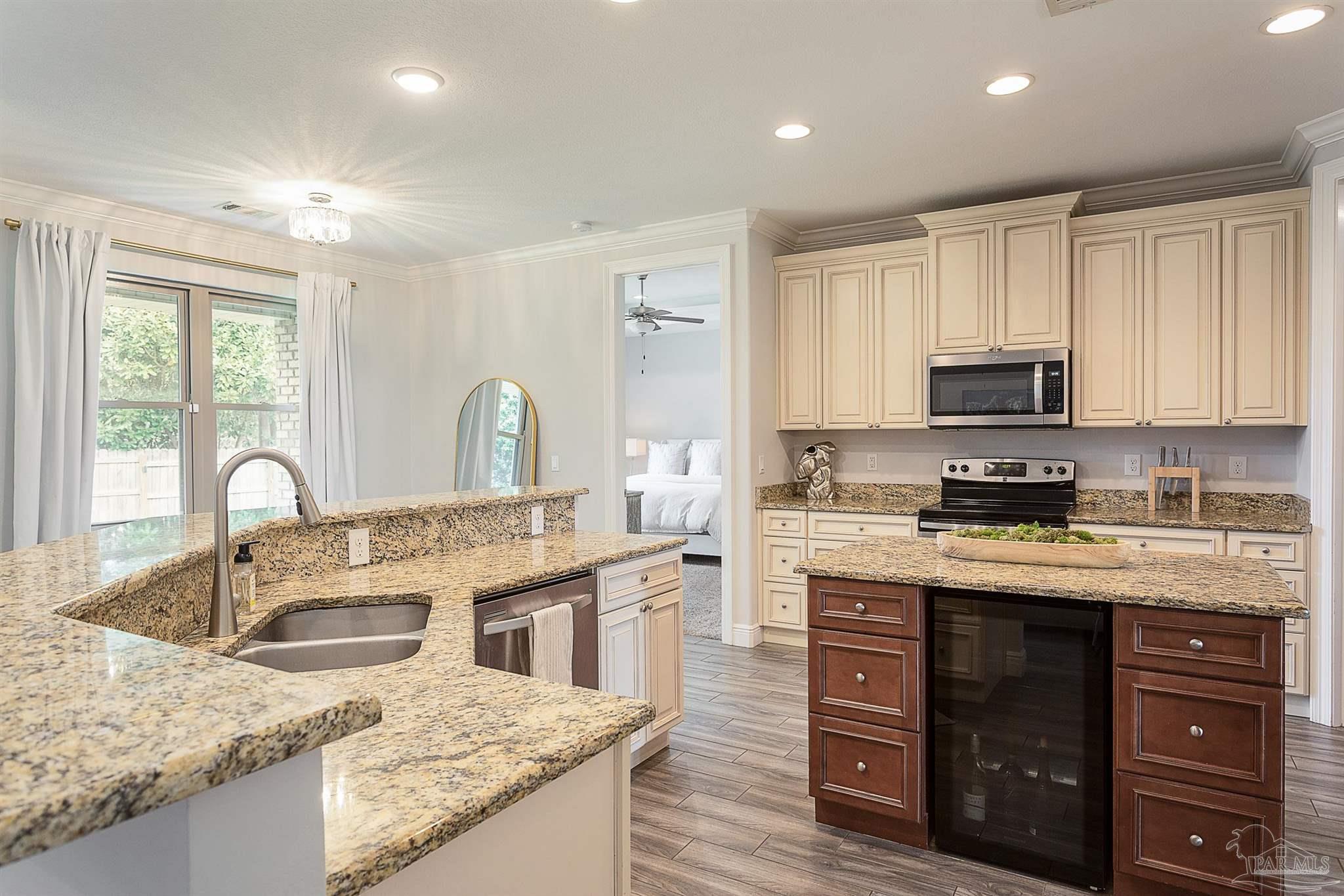 1018 Villa Venyce Ct