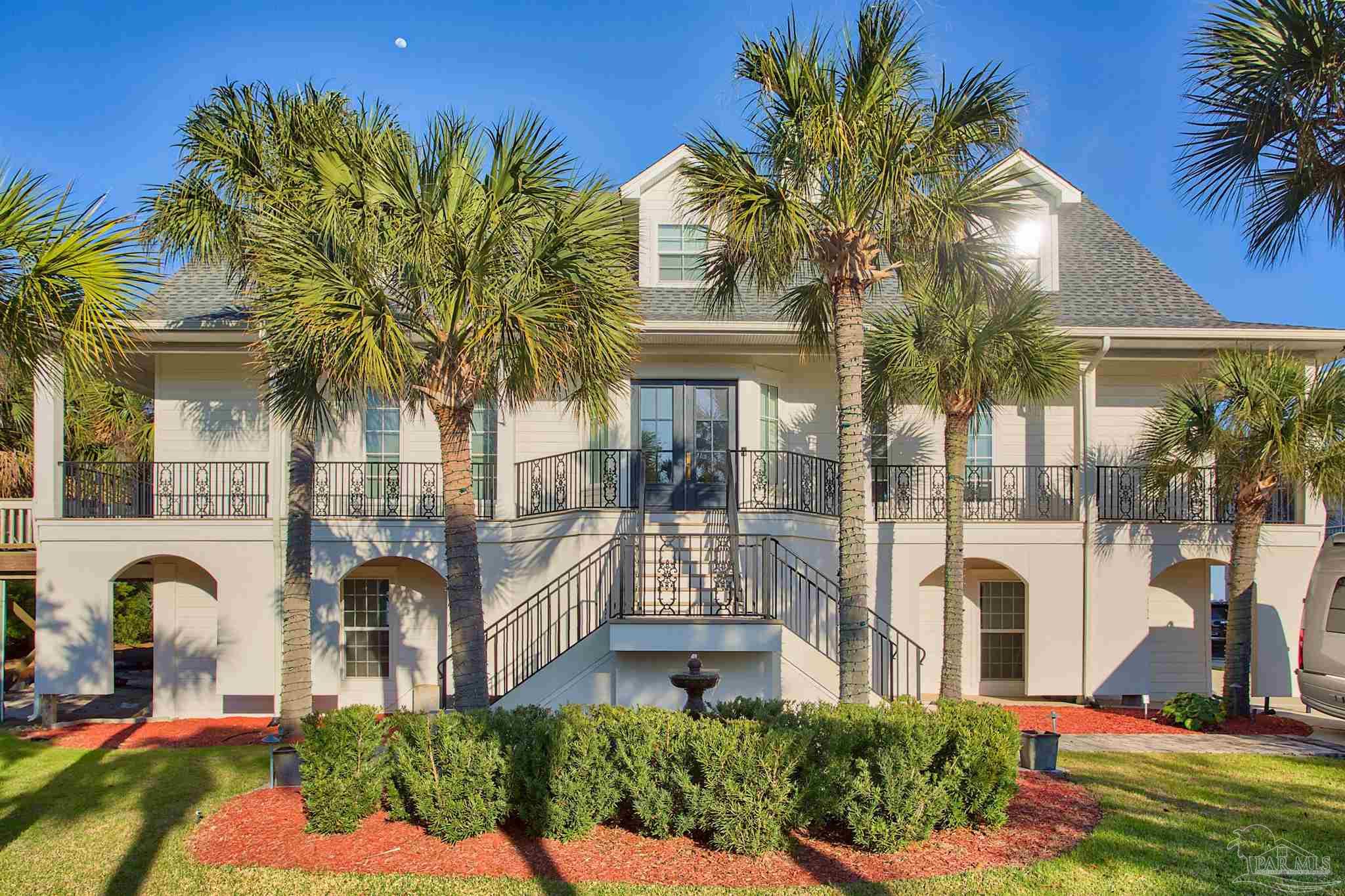 525 Deer Point Dr