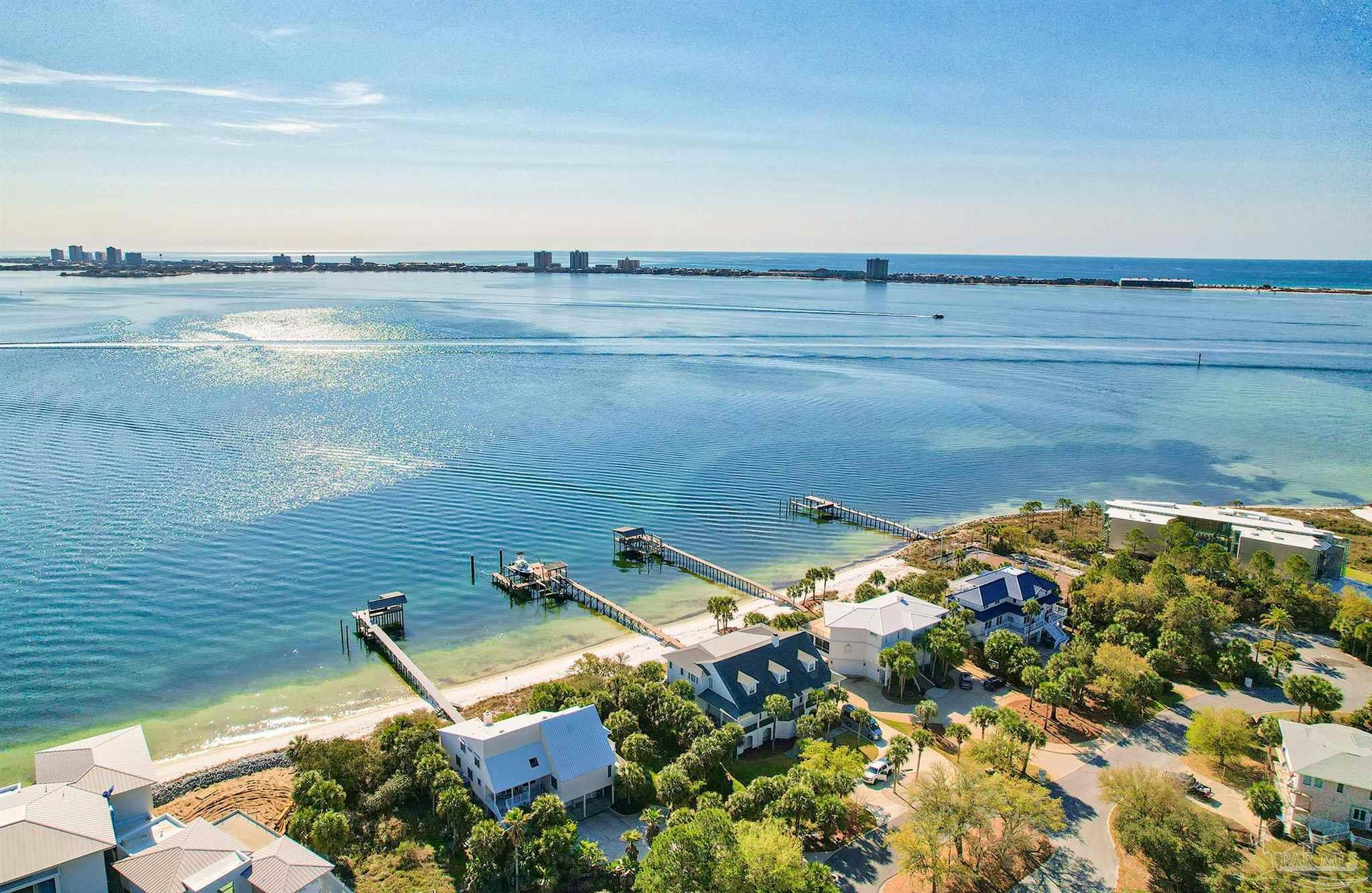525 Deer Point Dr