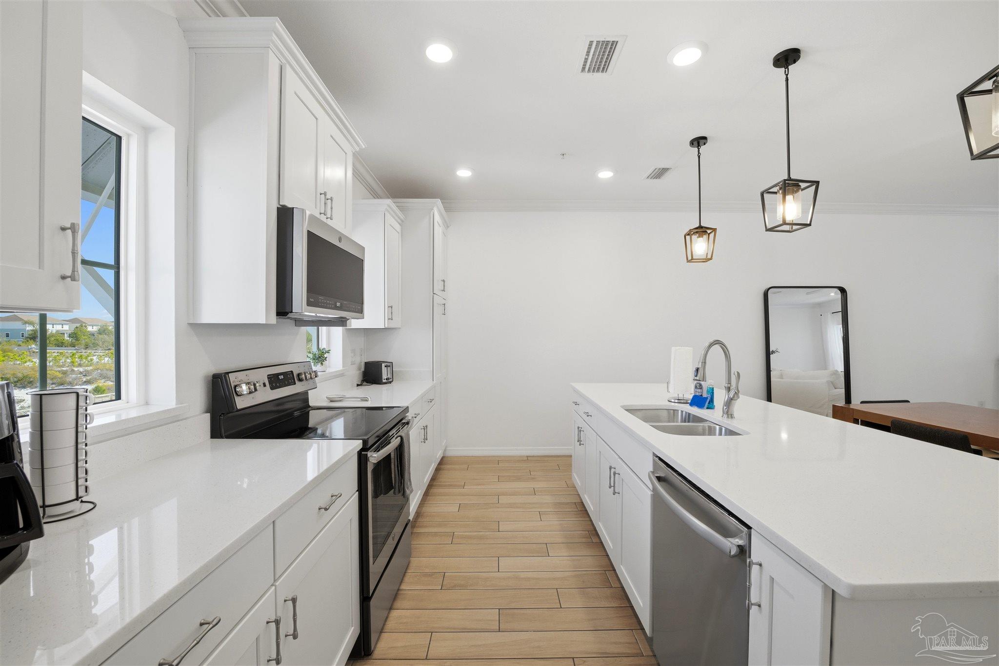 14233 Beach Heather Ct