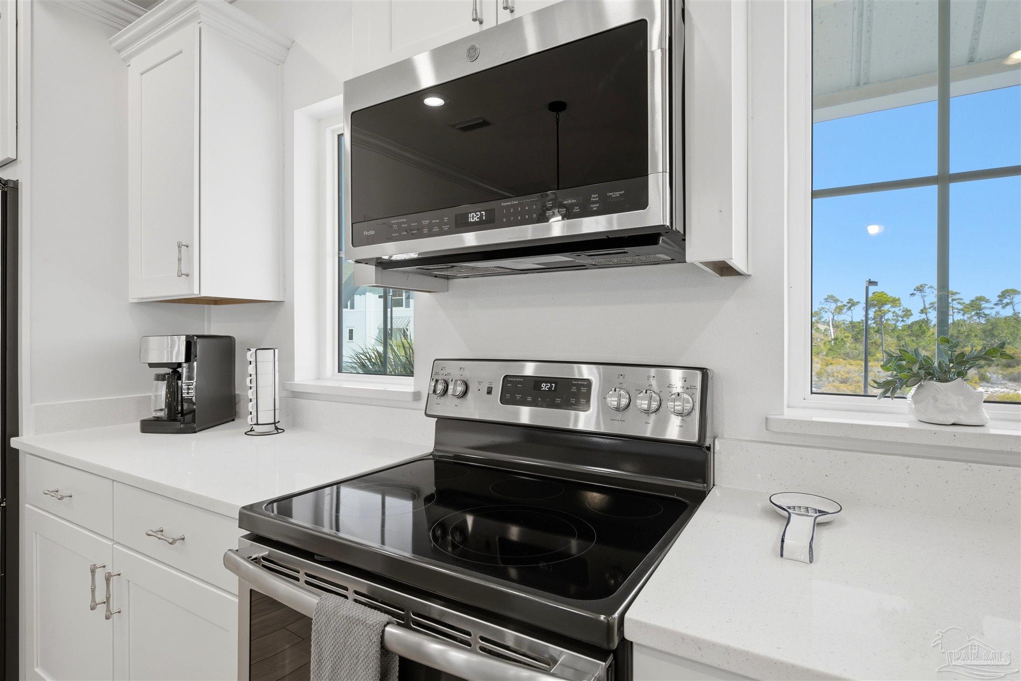 14233 Beach Heather Ct