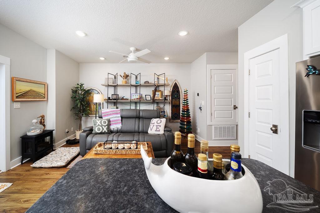 266 Junction Ave