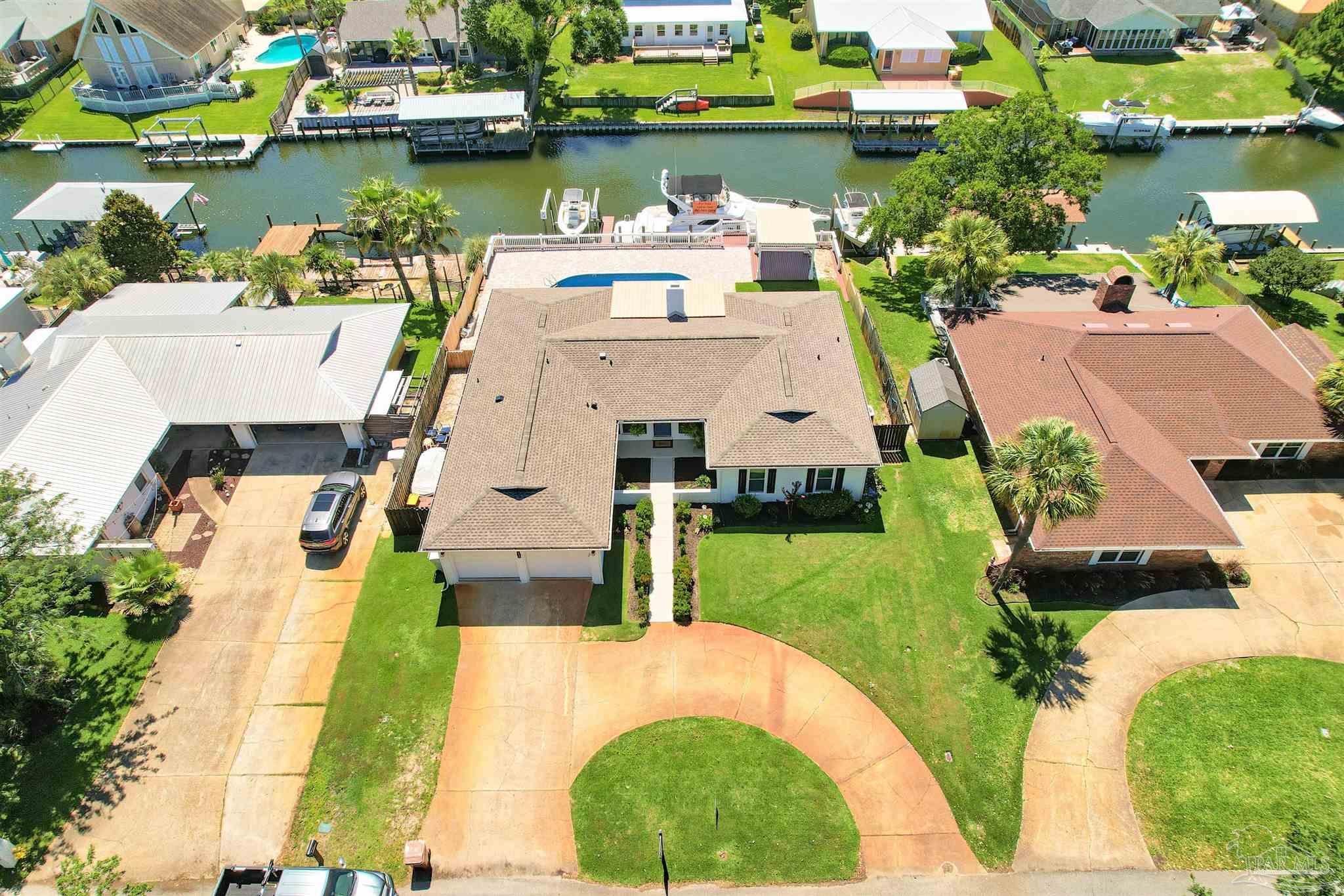 1125 Harbor Ln