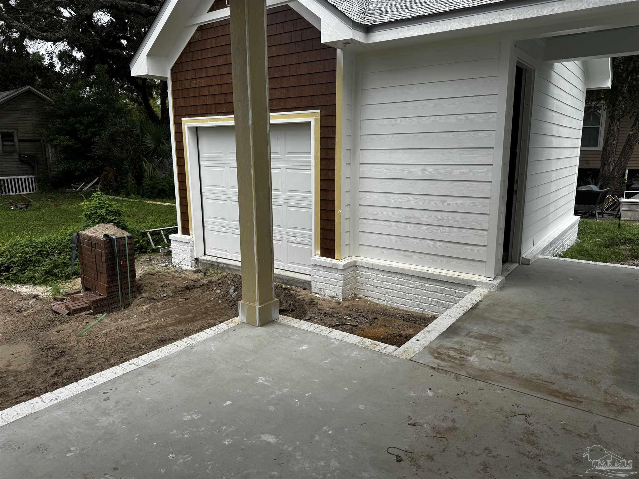 516 N 6th Ave