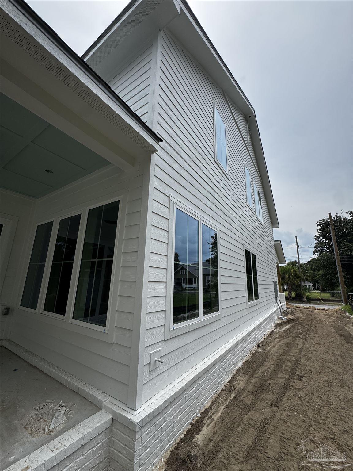 516 N 6th Ave