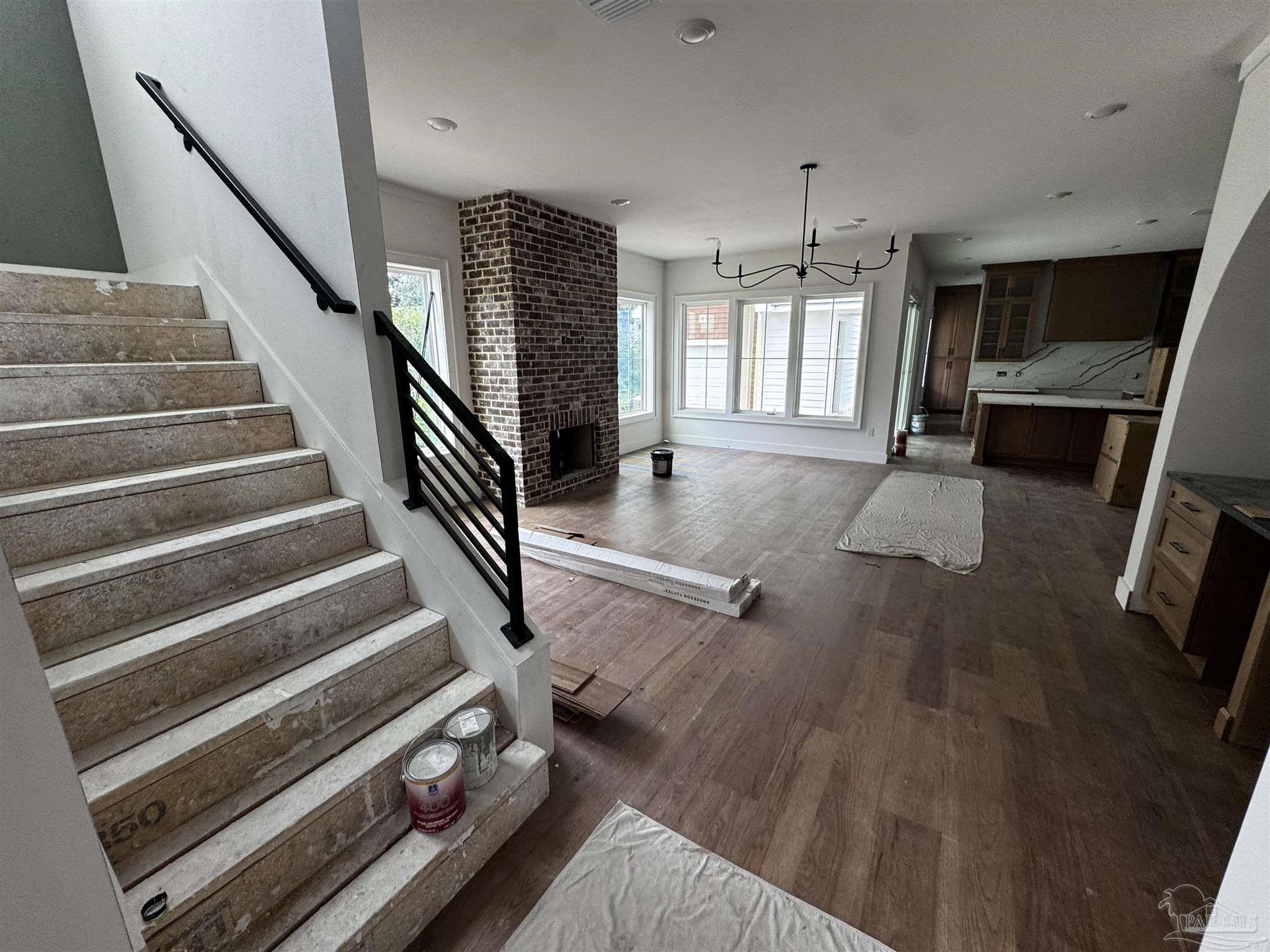 516 N 6th Ave