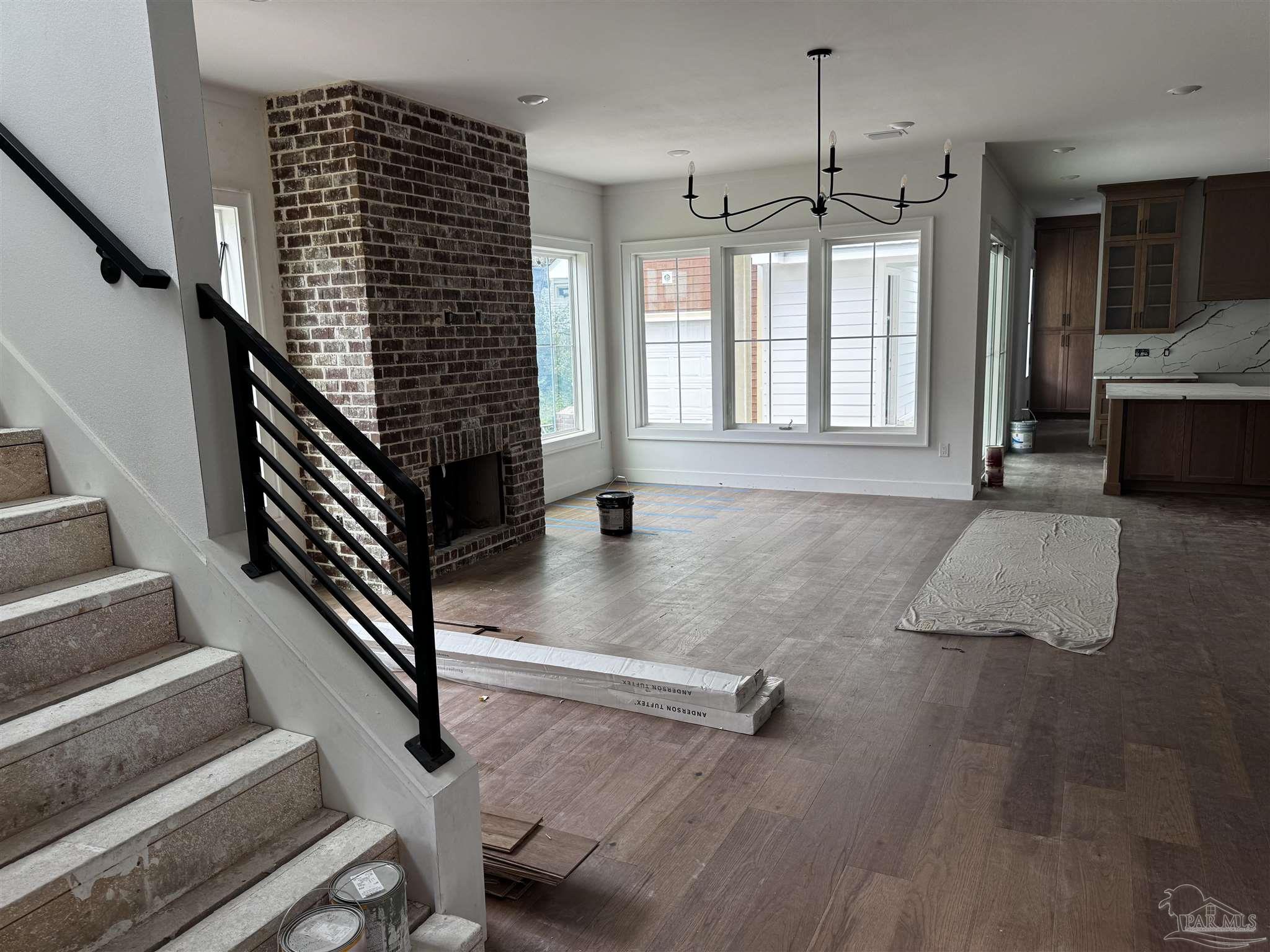 516 N 6th Ave