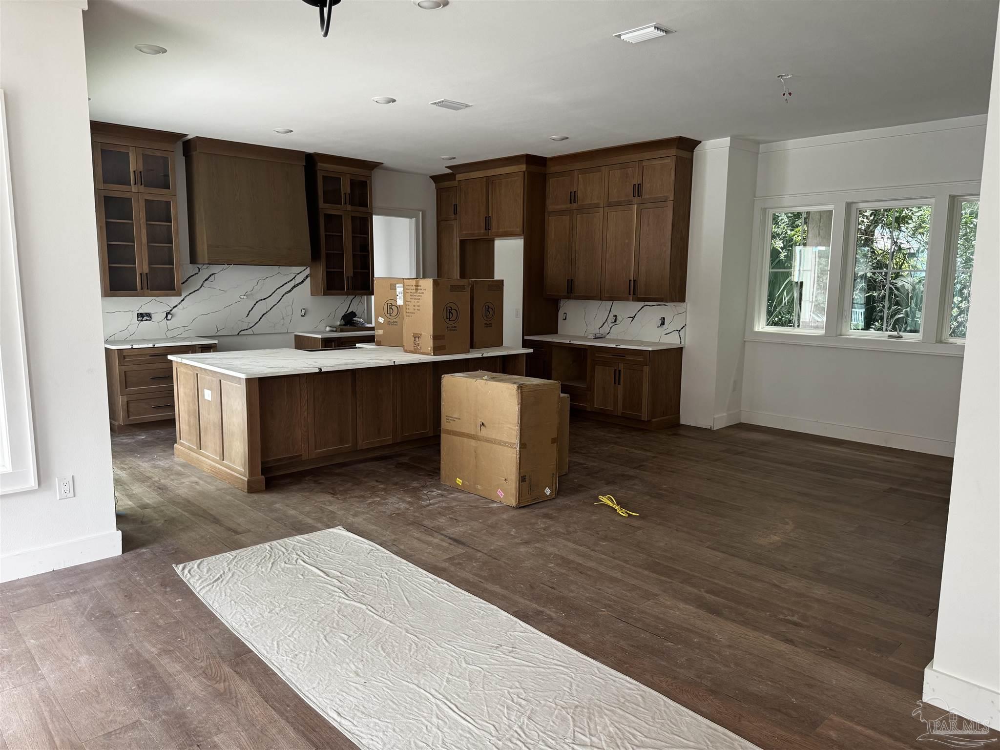 516 N 6th Ave