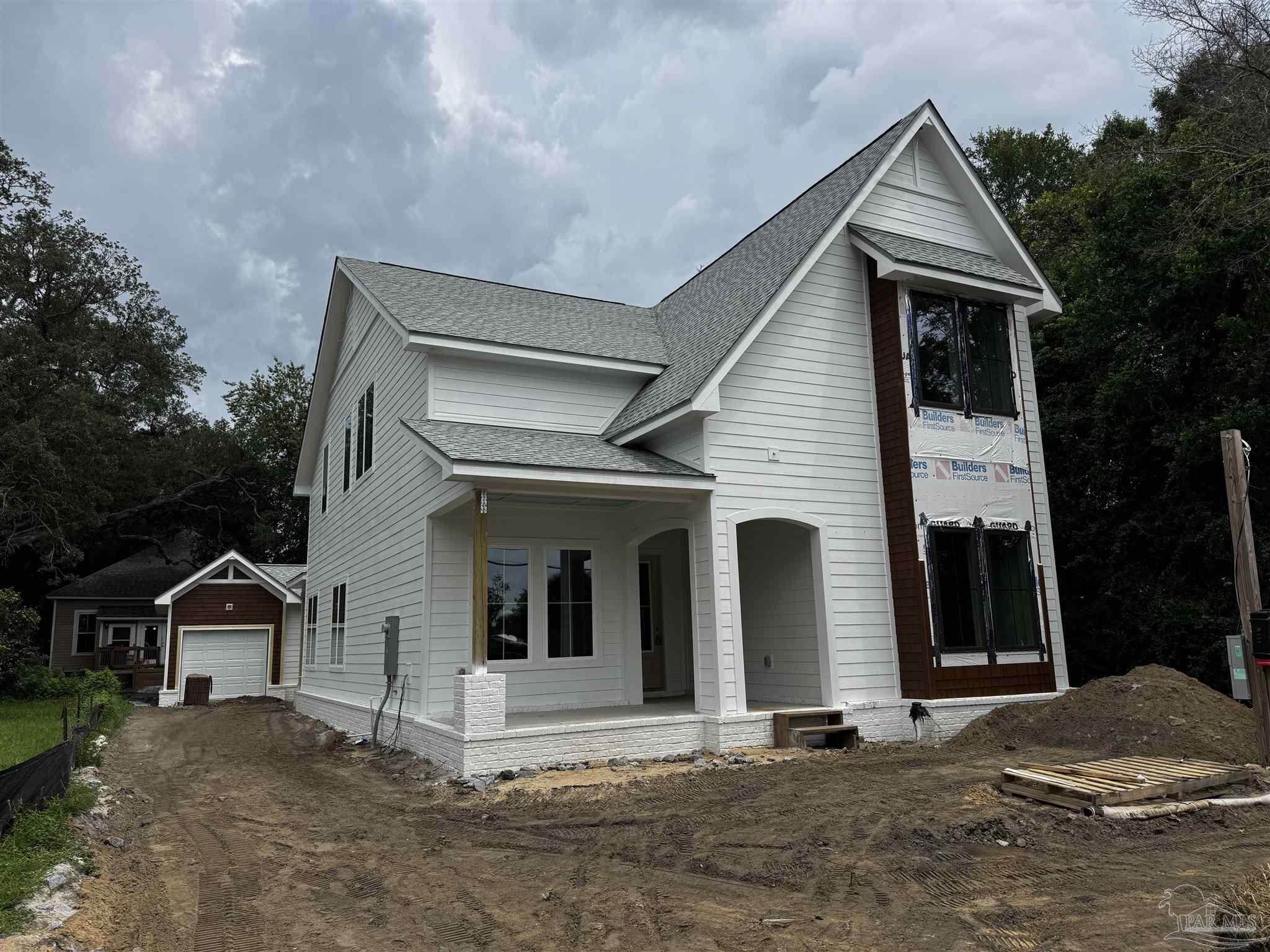 516 N 6th Ave