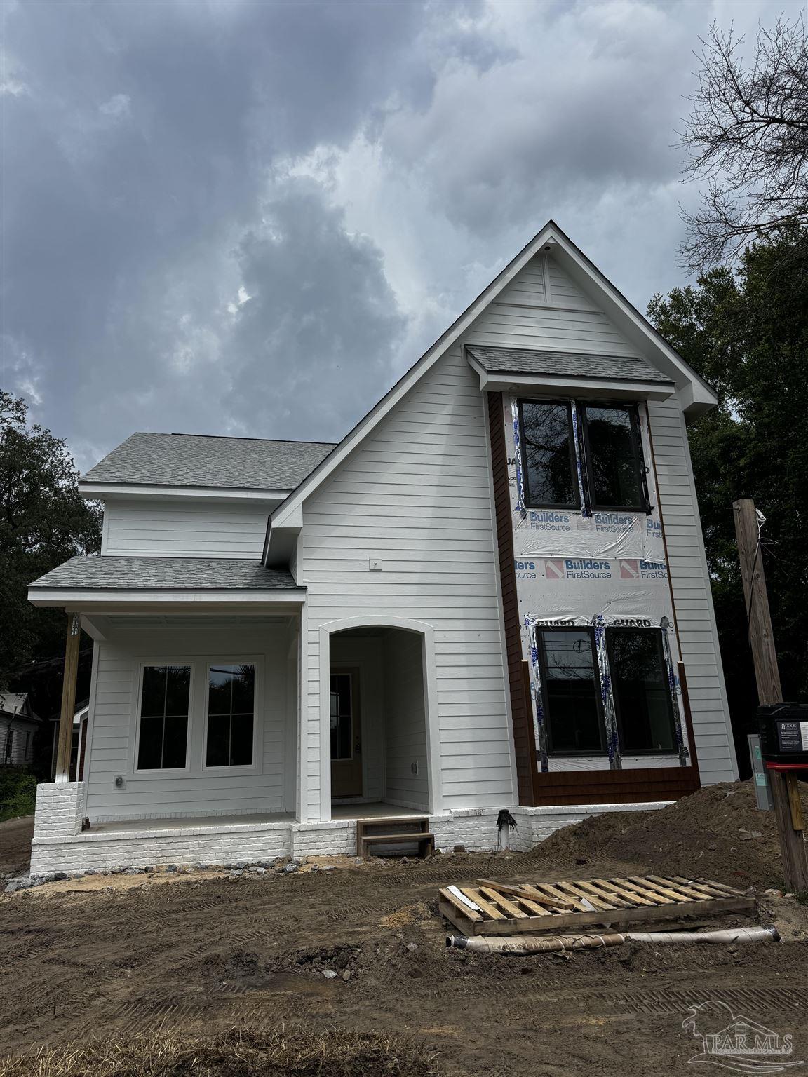 516 N 6th Ave