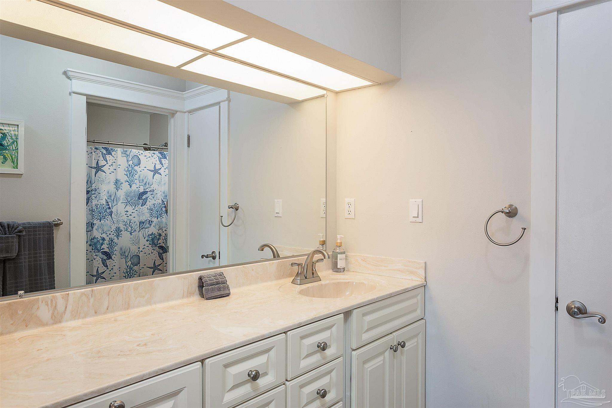 100 Ft Pickens Rd # 201