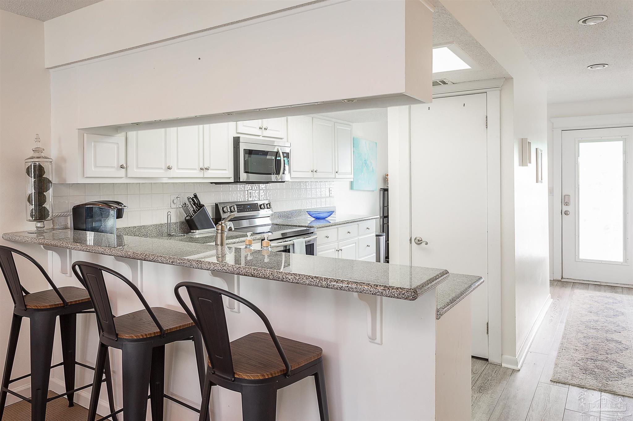 100 Ft Pickens Rd # 201