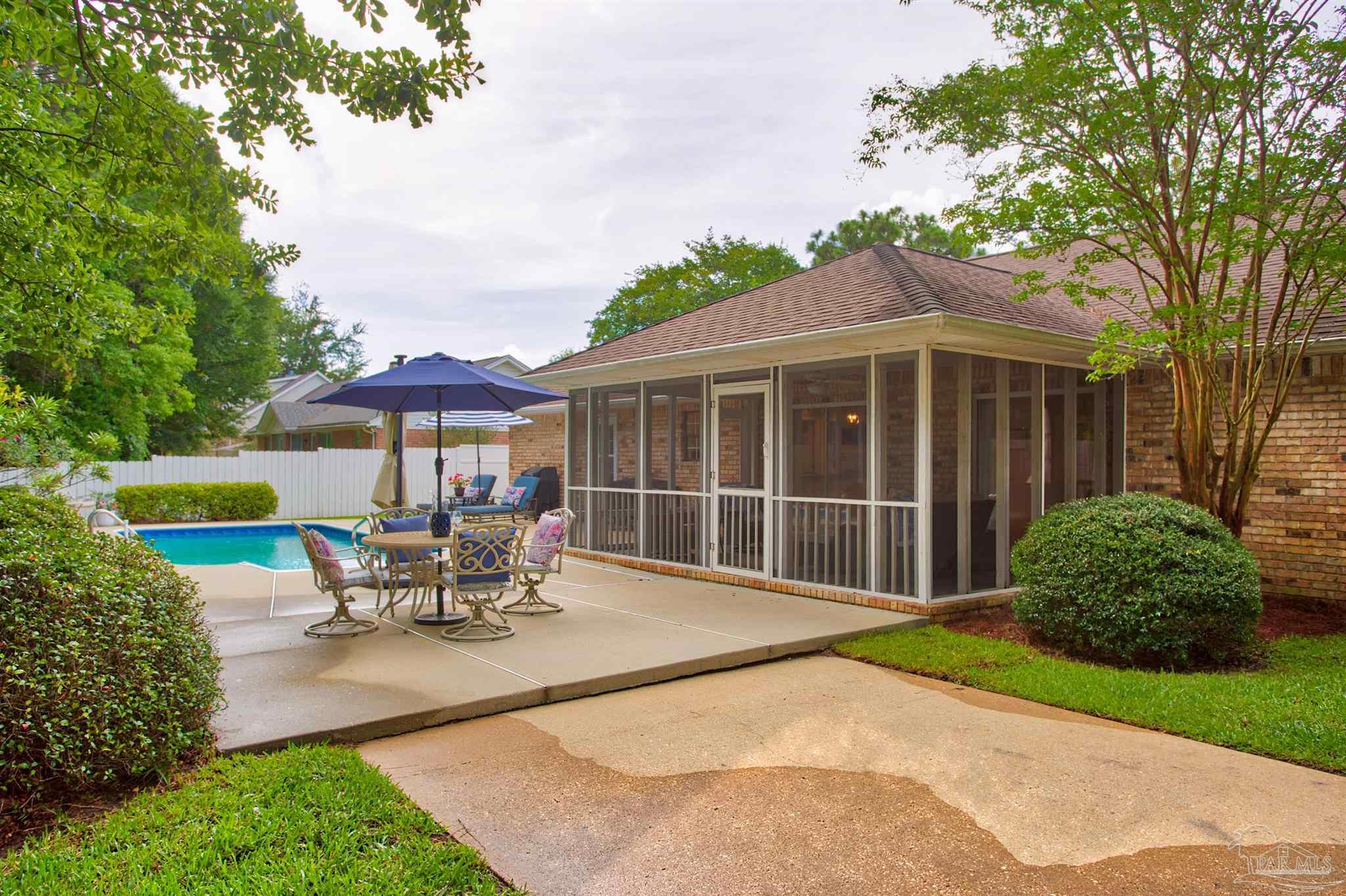 3716 Tiger Point Blvd