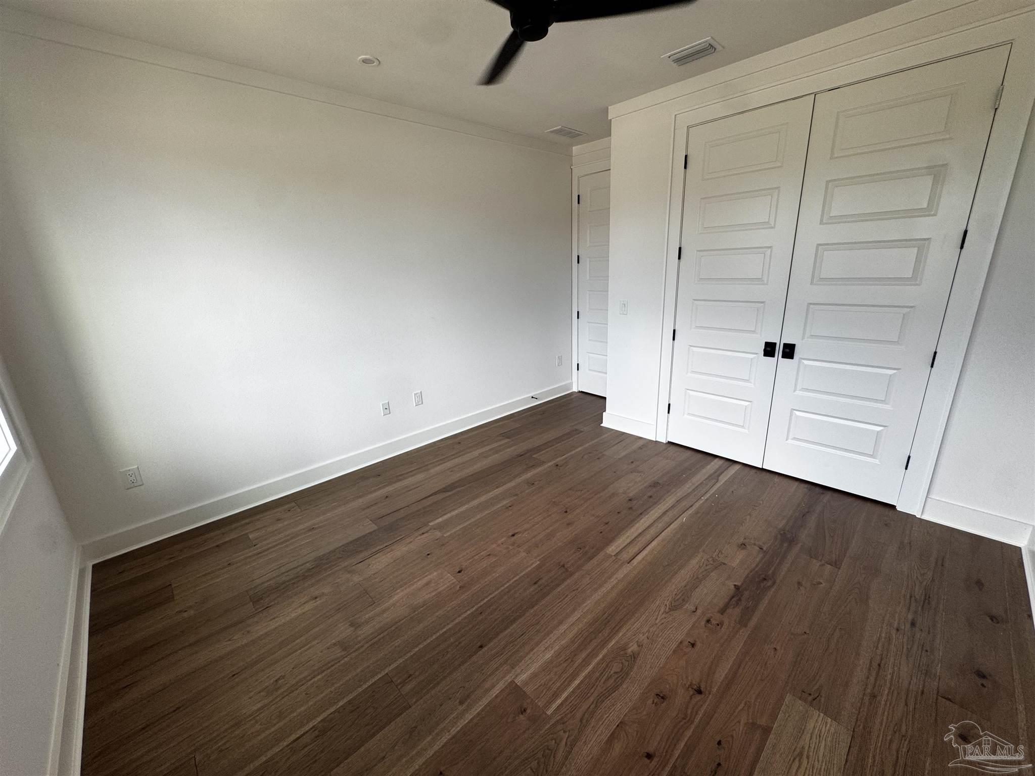 2563 Meeting St