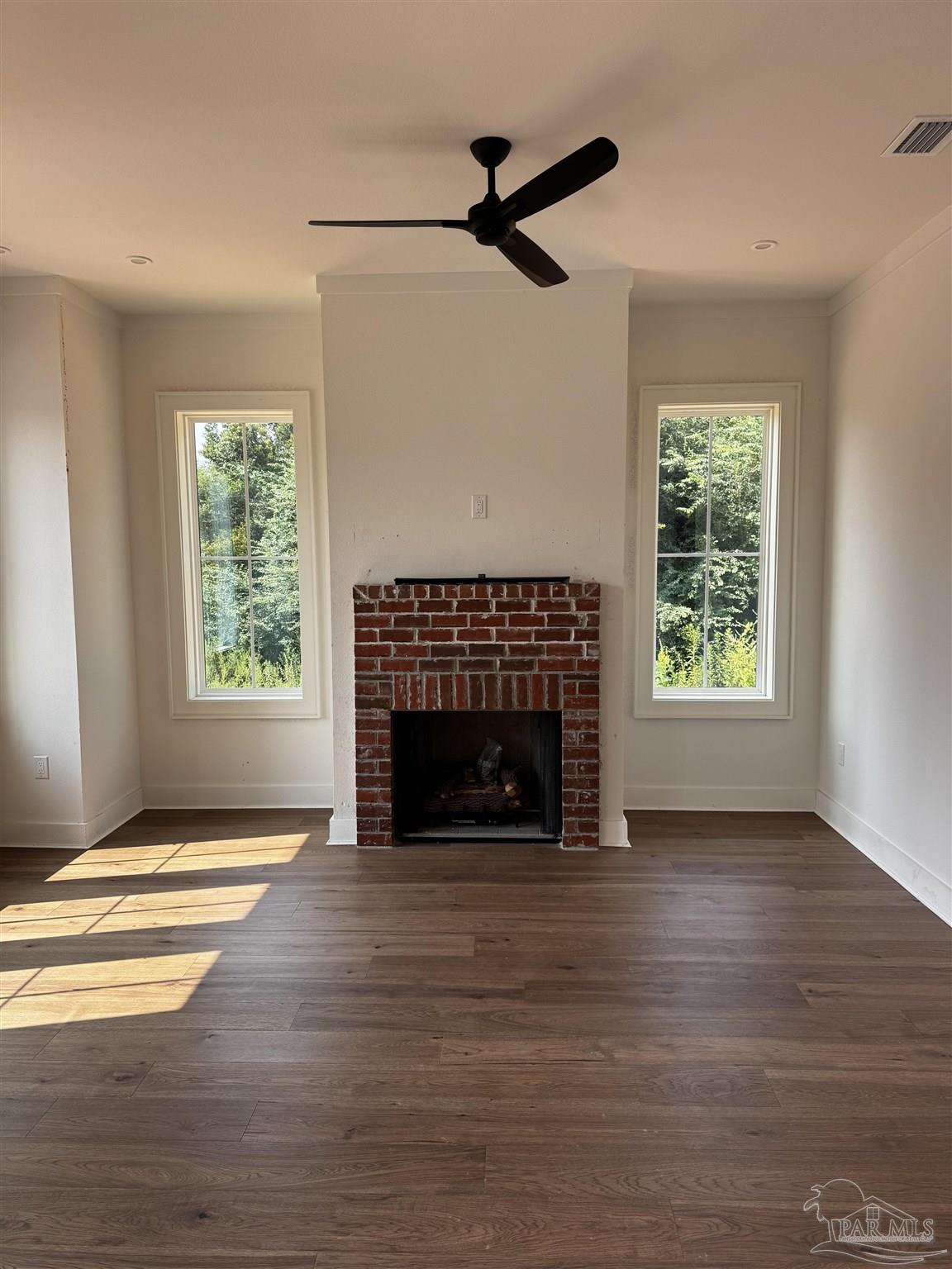 2563 Meeting St