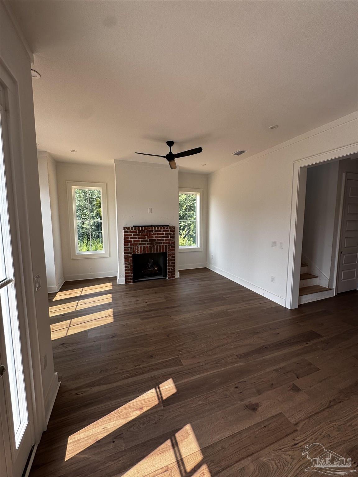 2563 Meeting St