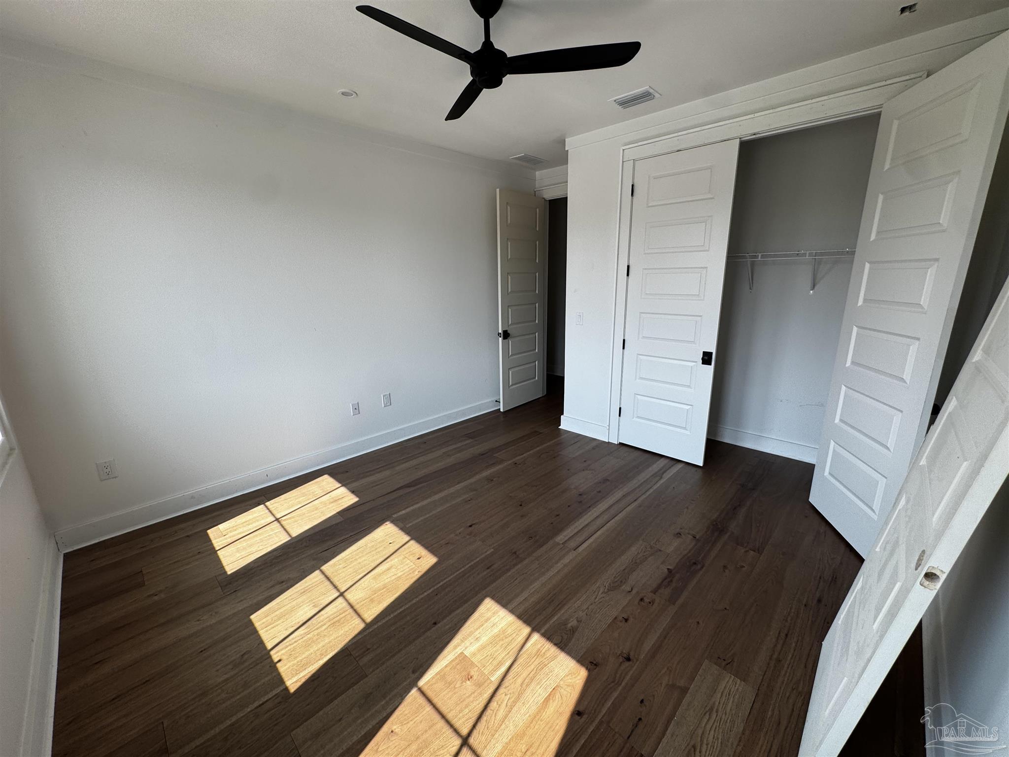 2563 Meeting St