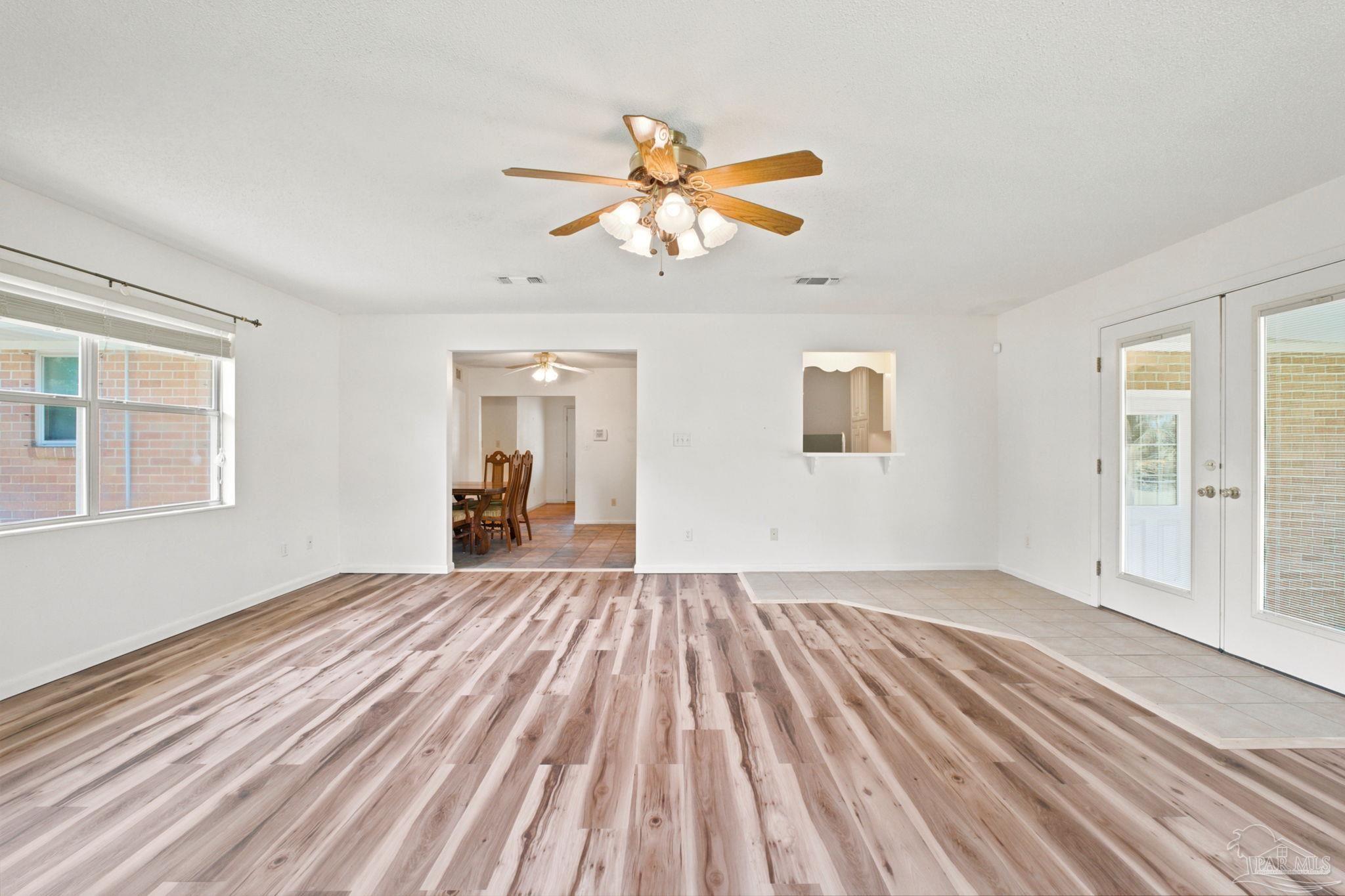 8927 Jupiter Dr