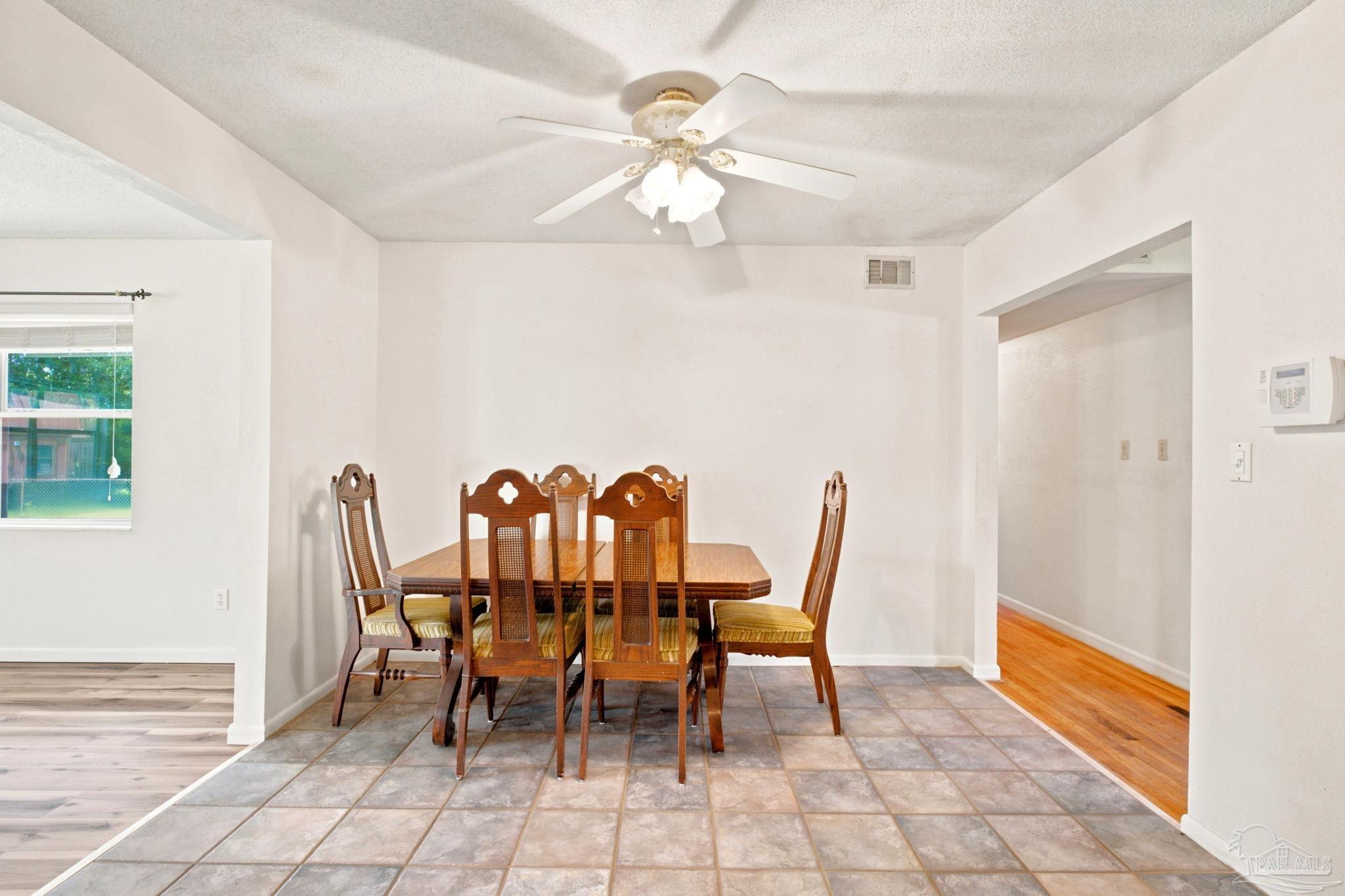 8927 Jupiter Dr
