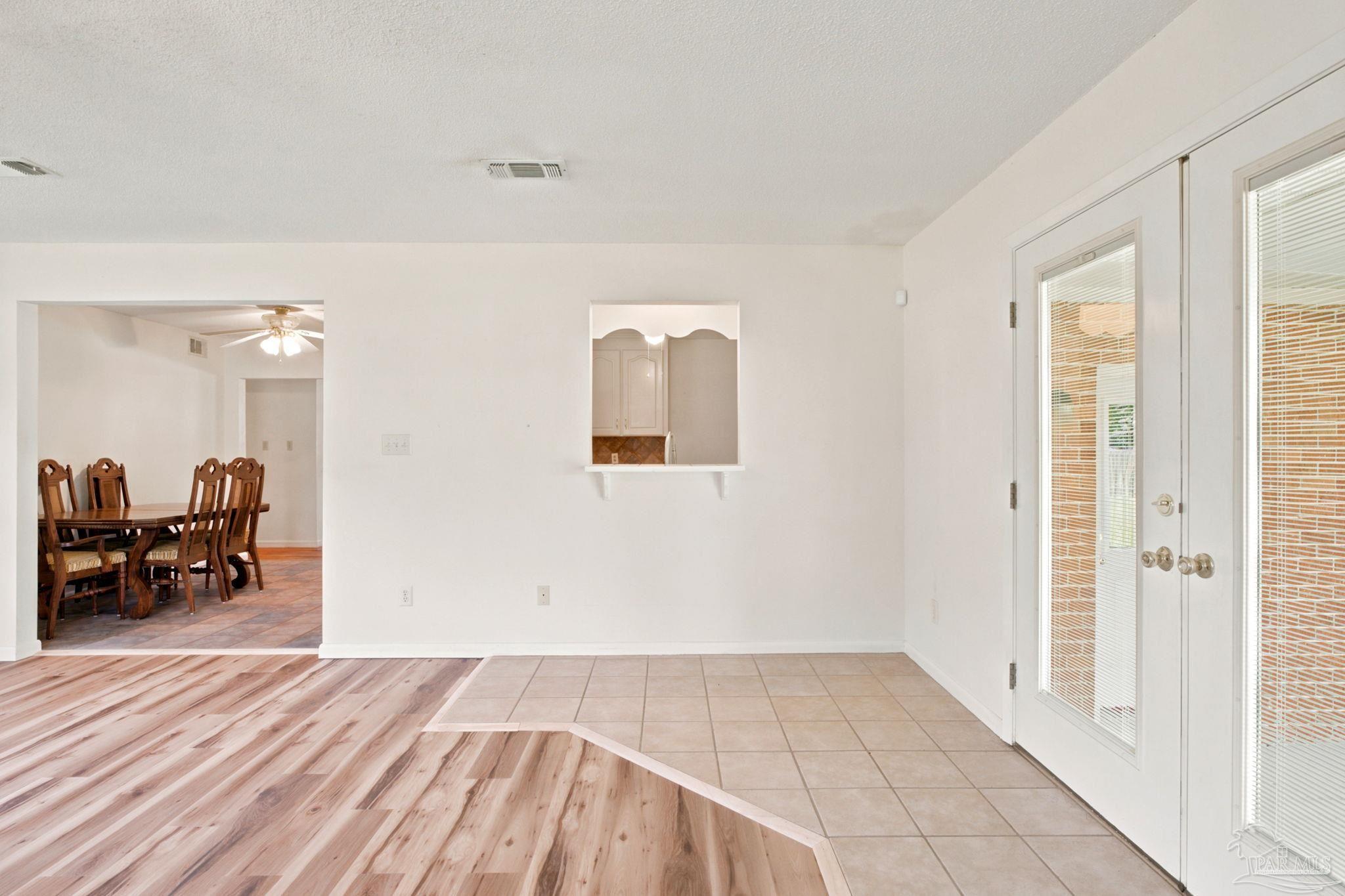 8927 Jupiter Dr