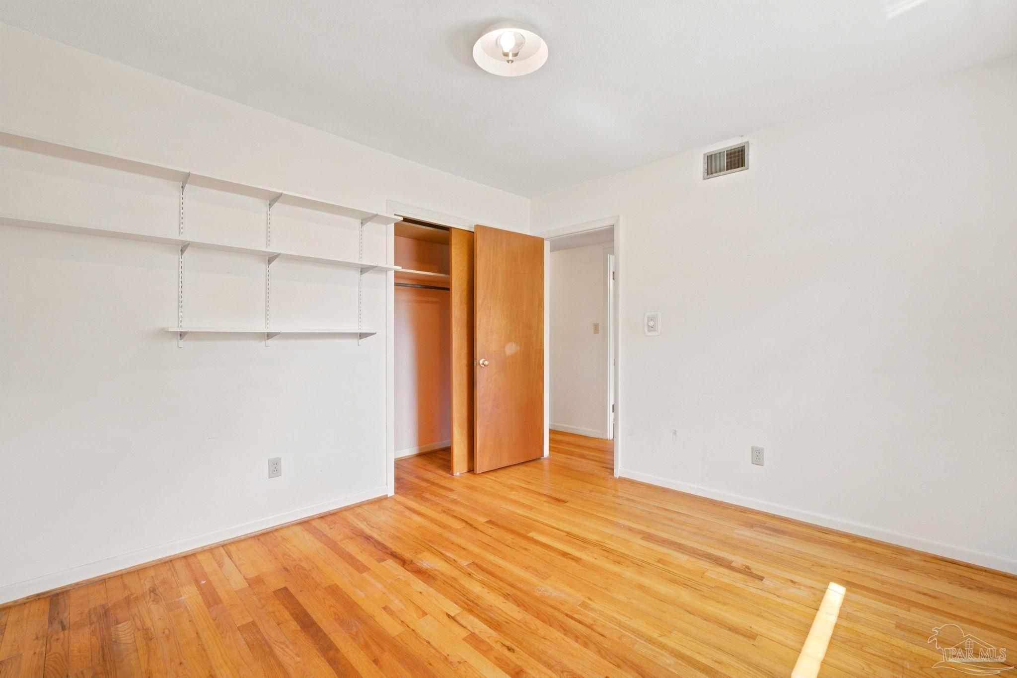 8927 Jupiter Dr