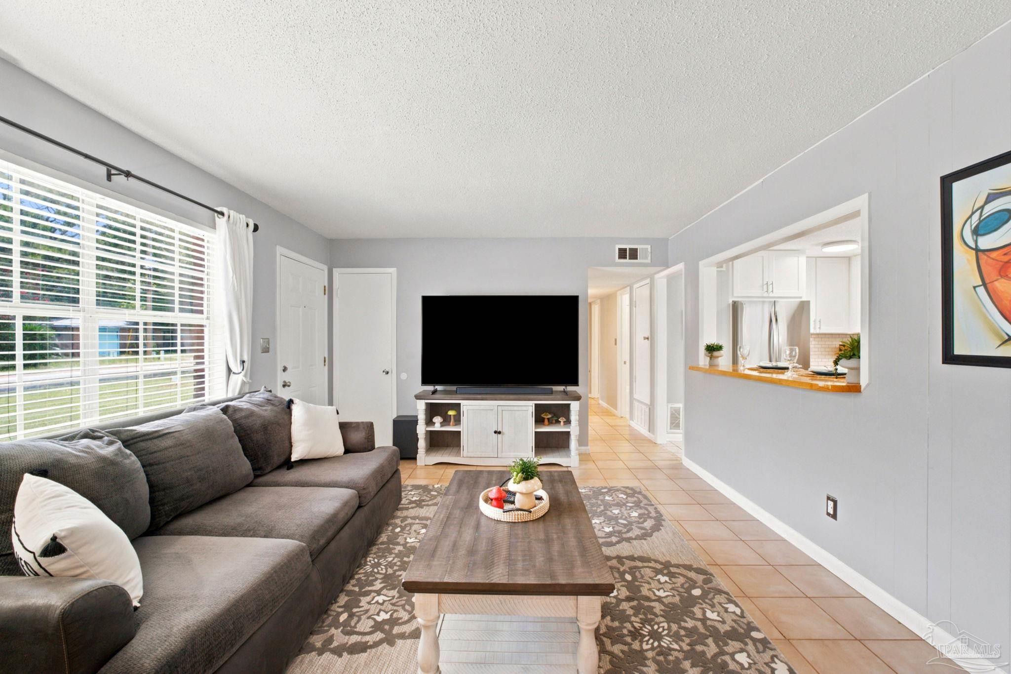 3040 Newton Dr