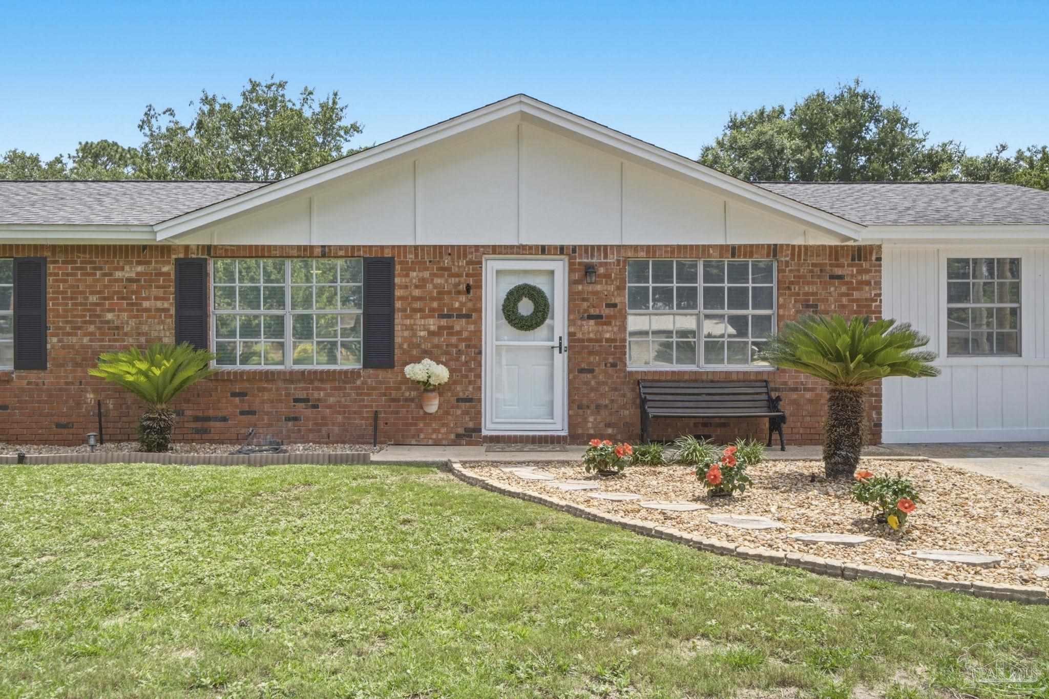 3040 Newton Dr