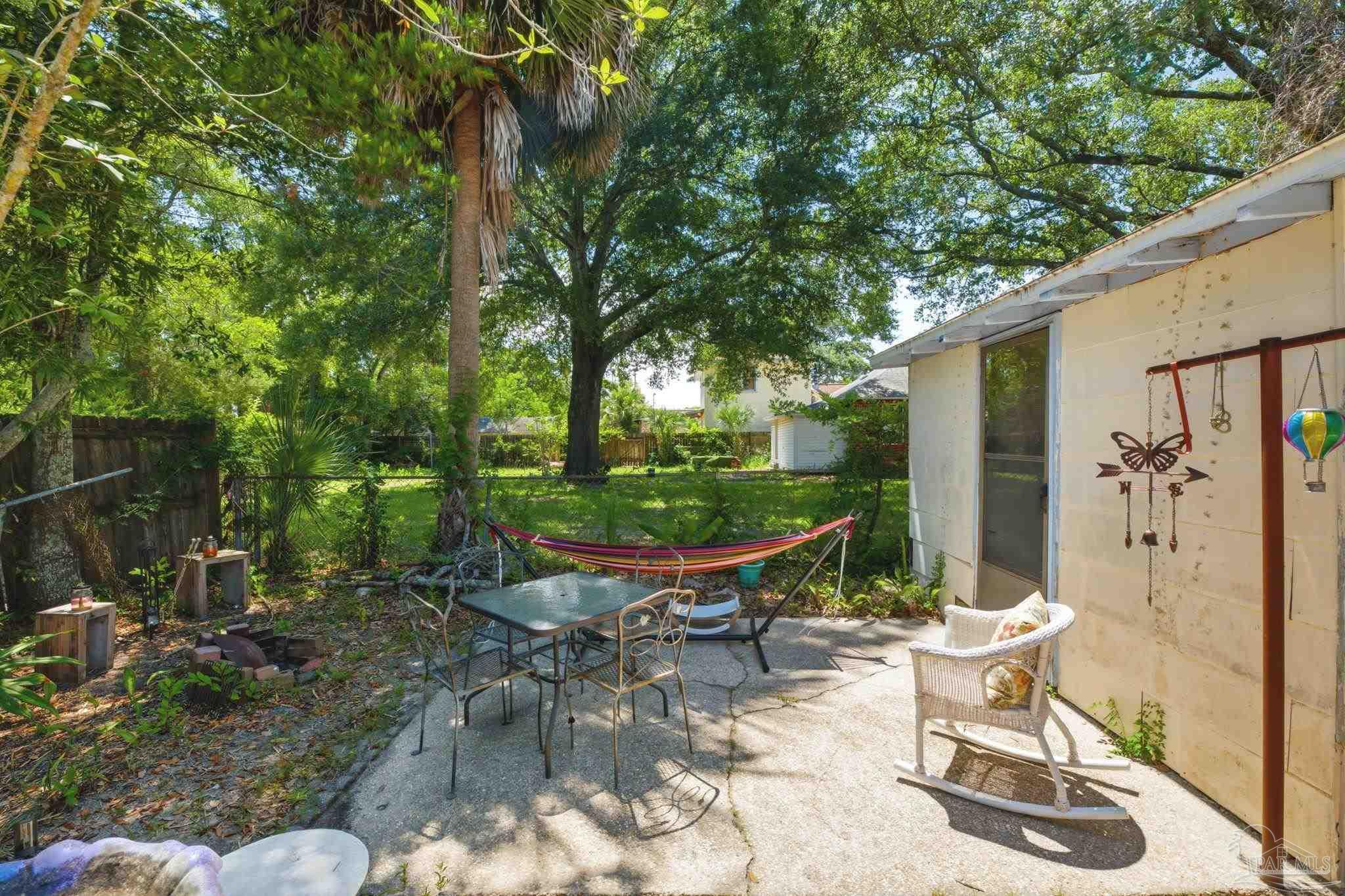 17 N F St