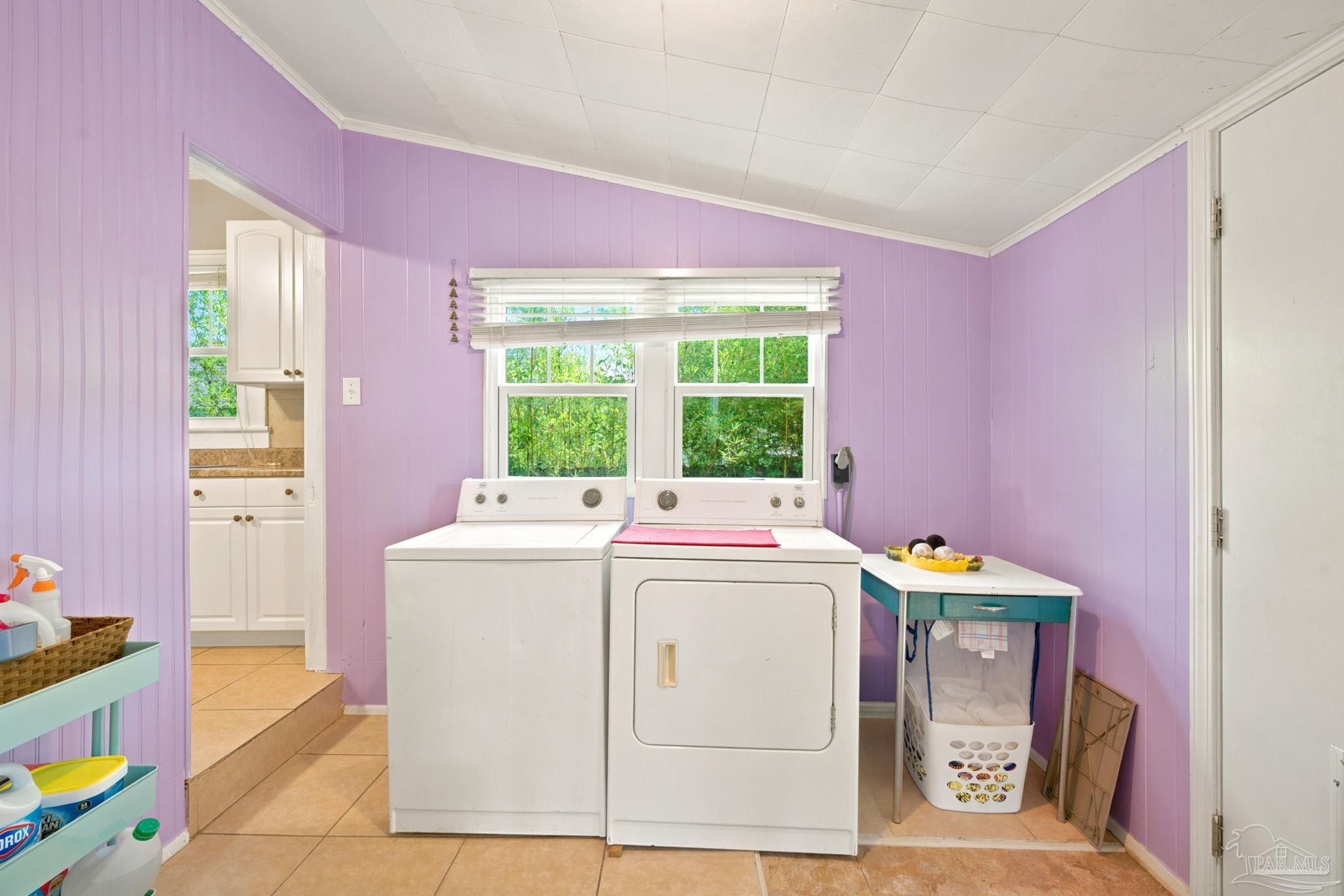 17 N F St