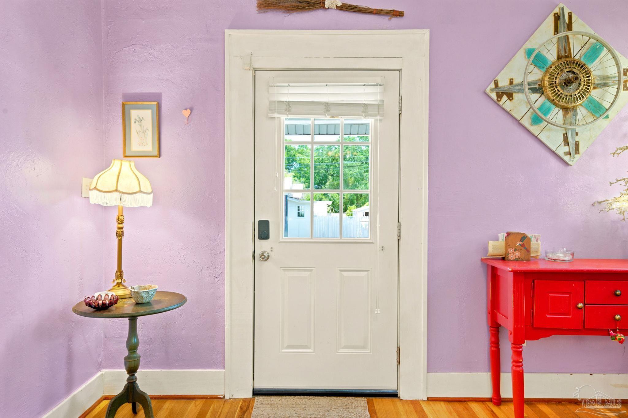 17 N F St