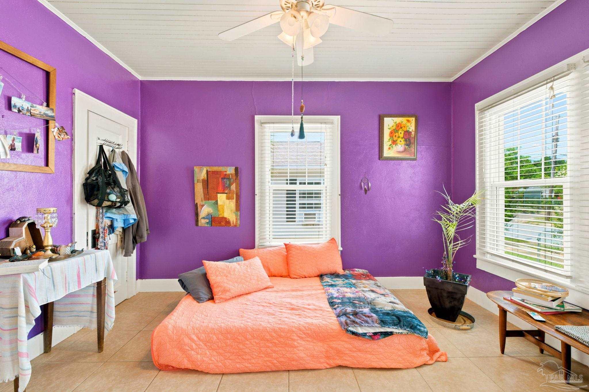17 N F St