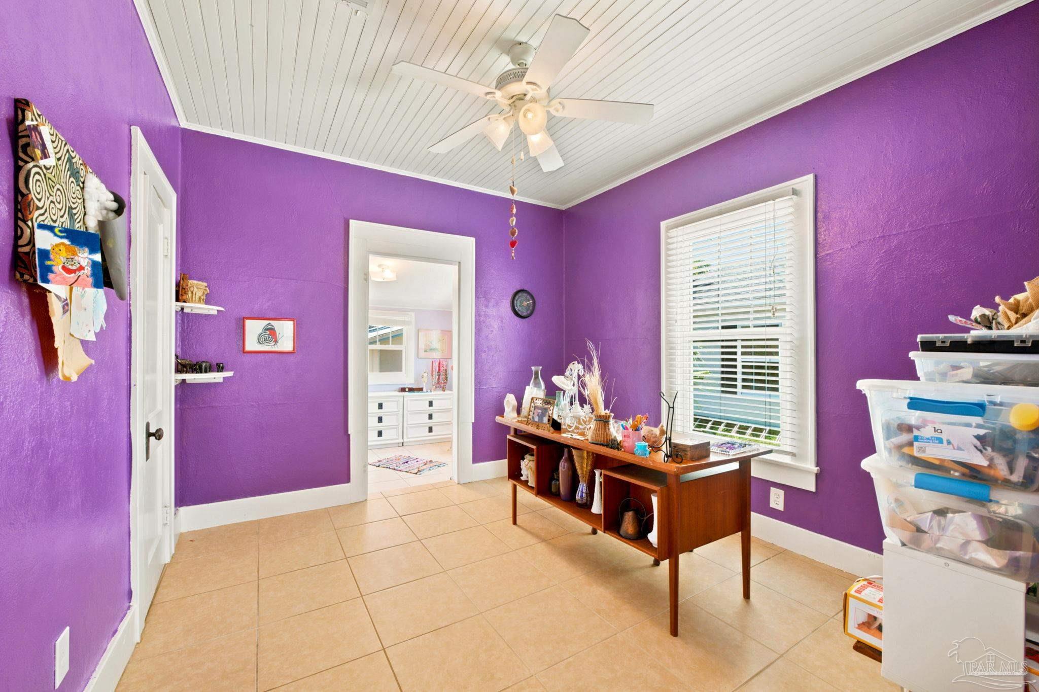 17 N F St