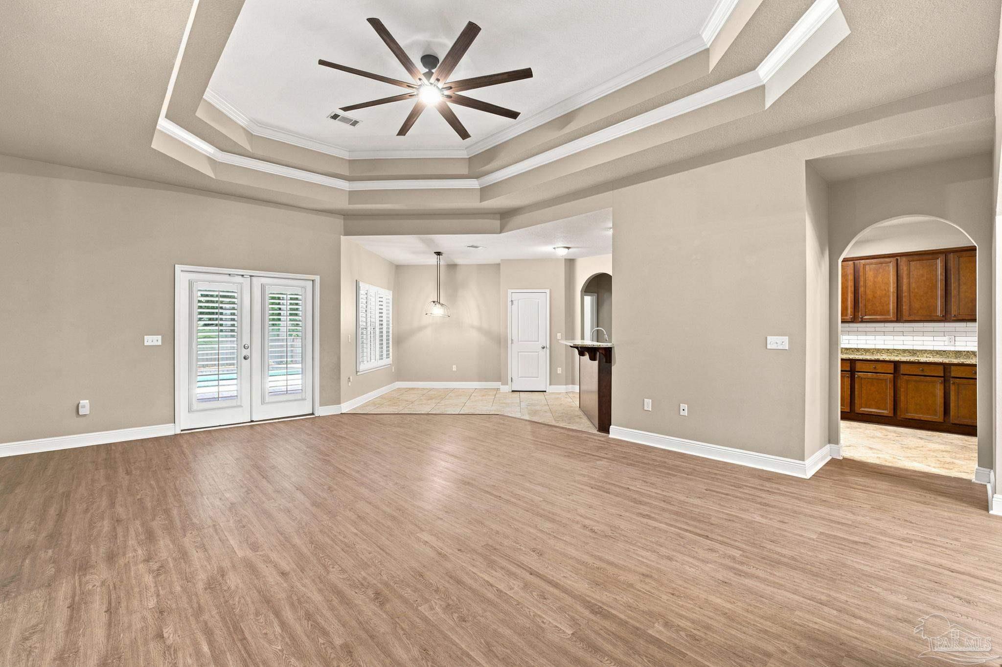 3005 Grand Palm Way