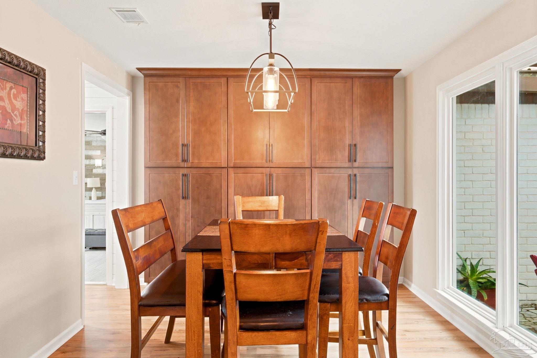 114 Fairpoint Dr