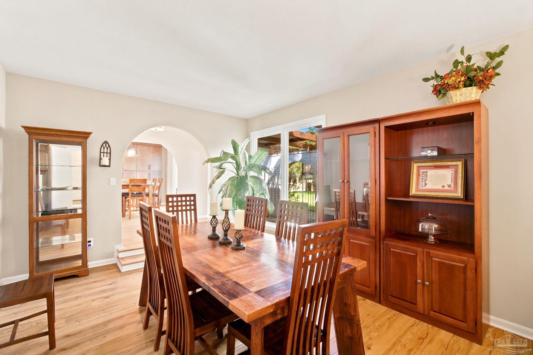 114 Fairpoint Dr