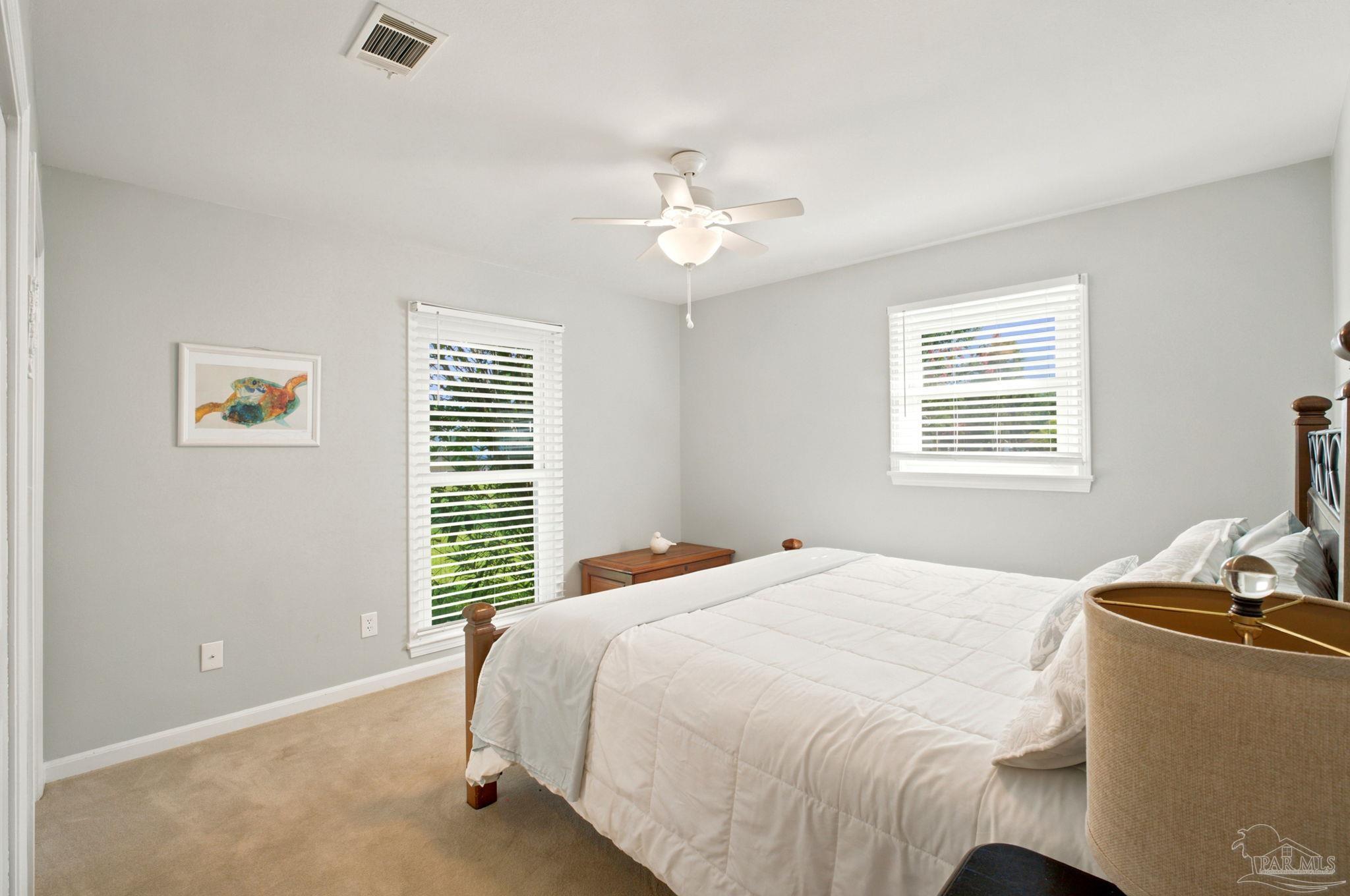114 Fairpoint Dr