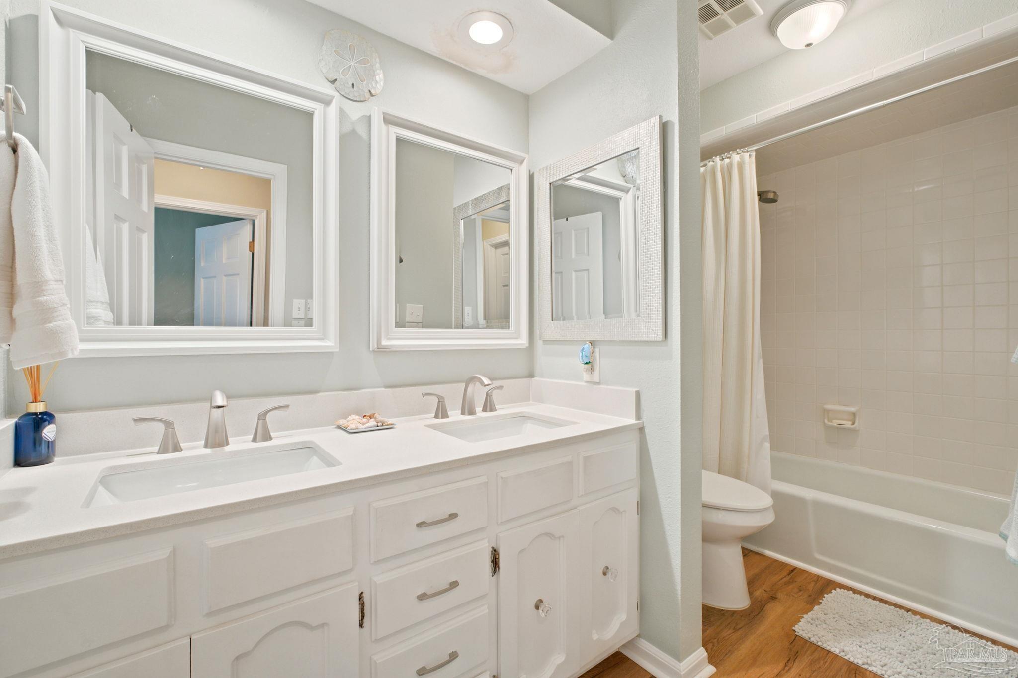 114 Fairpoint Dr